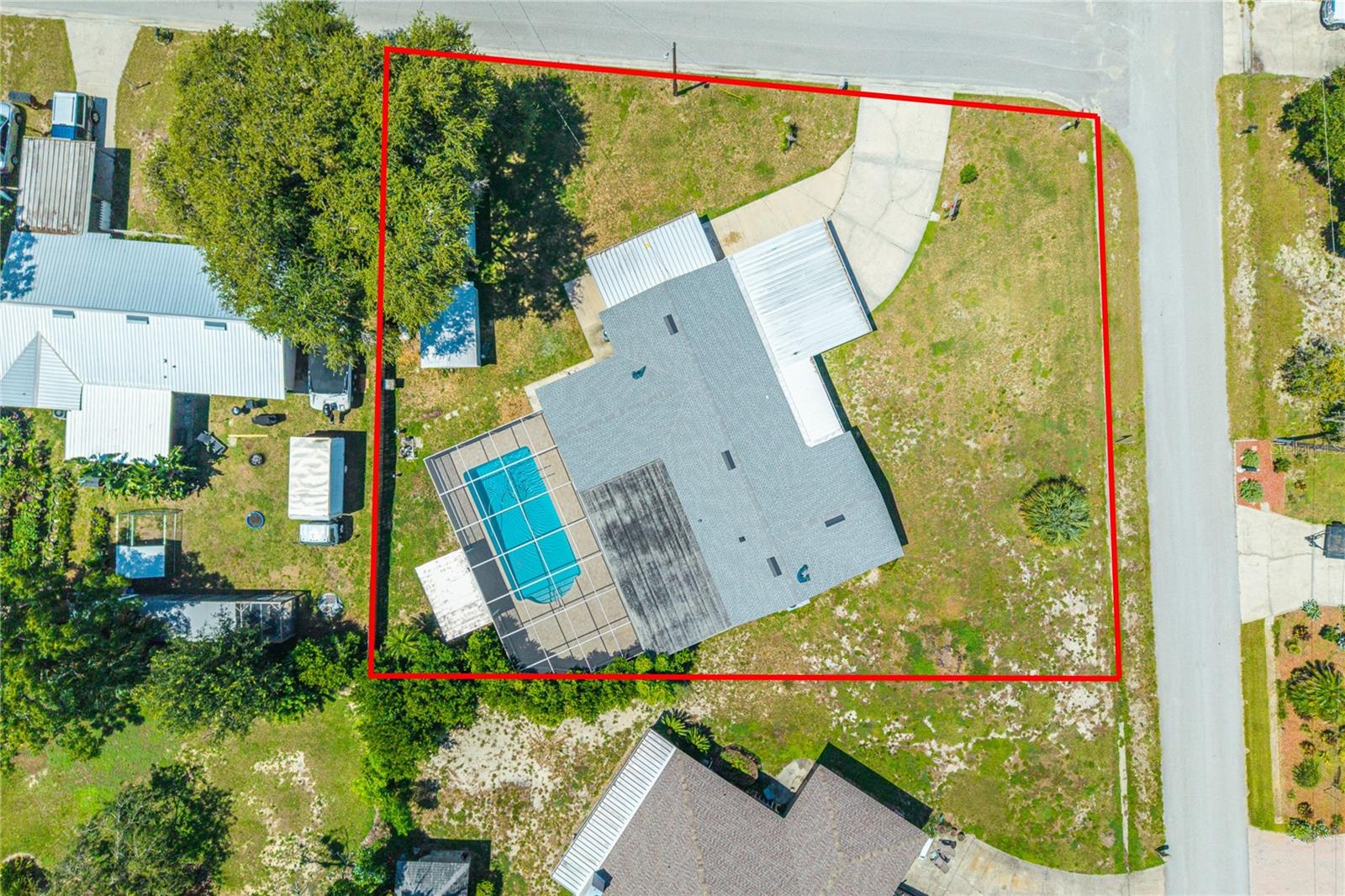1380 S LAKE ROY DR DR