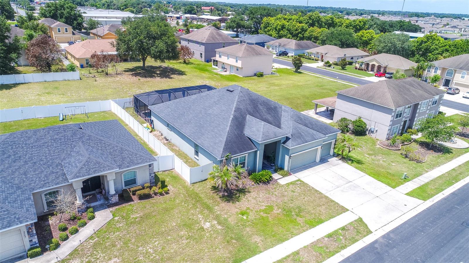3749 FIELDSTONE CIR