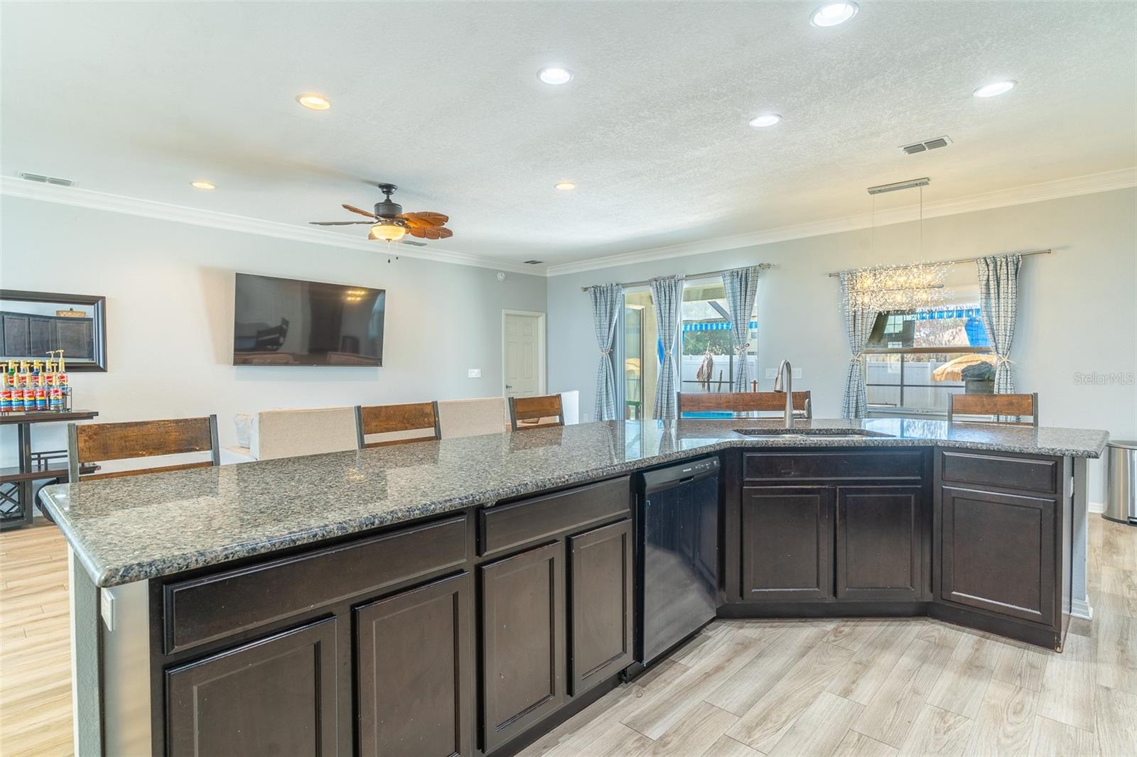 3749 FIELDSTONE CIR