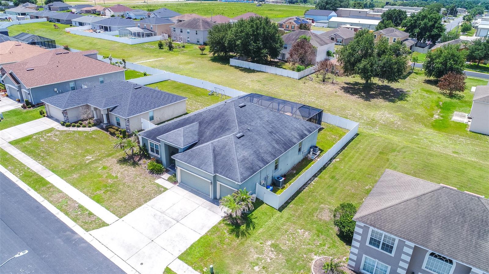 3749 FIELDSTONE CIR