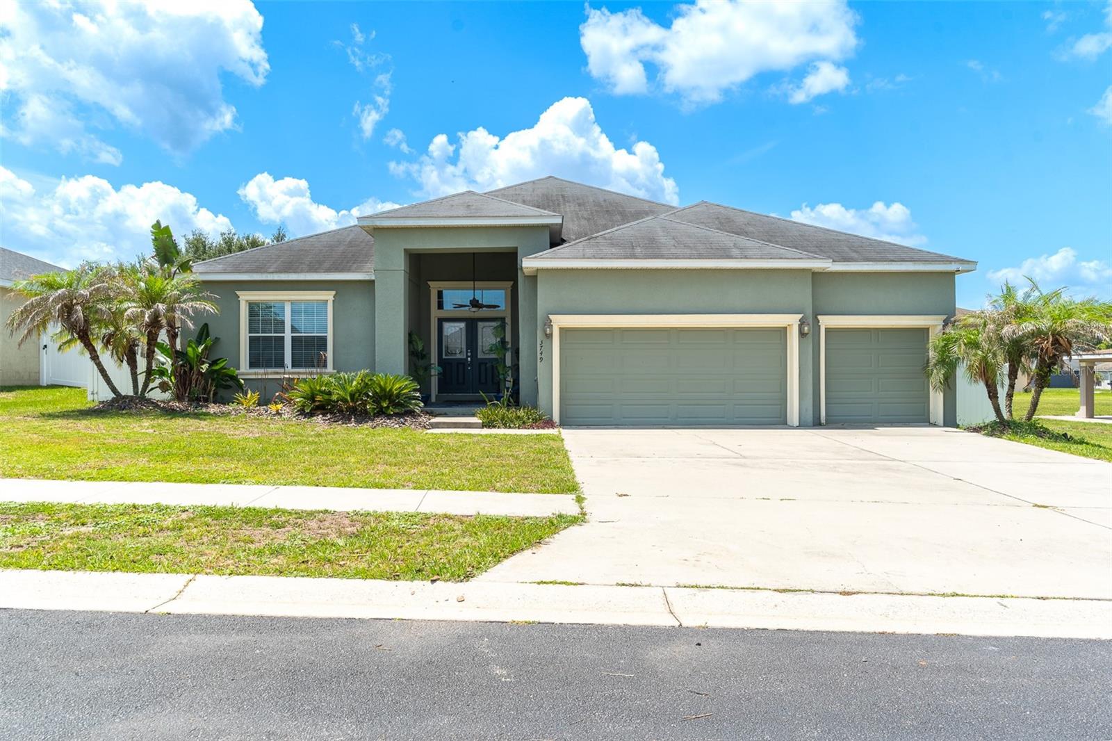 3749 FIELDSTONE CIR