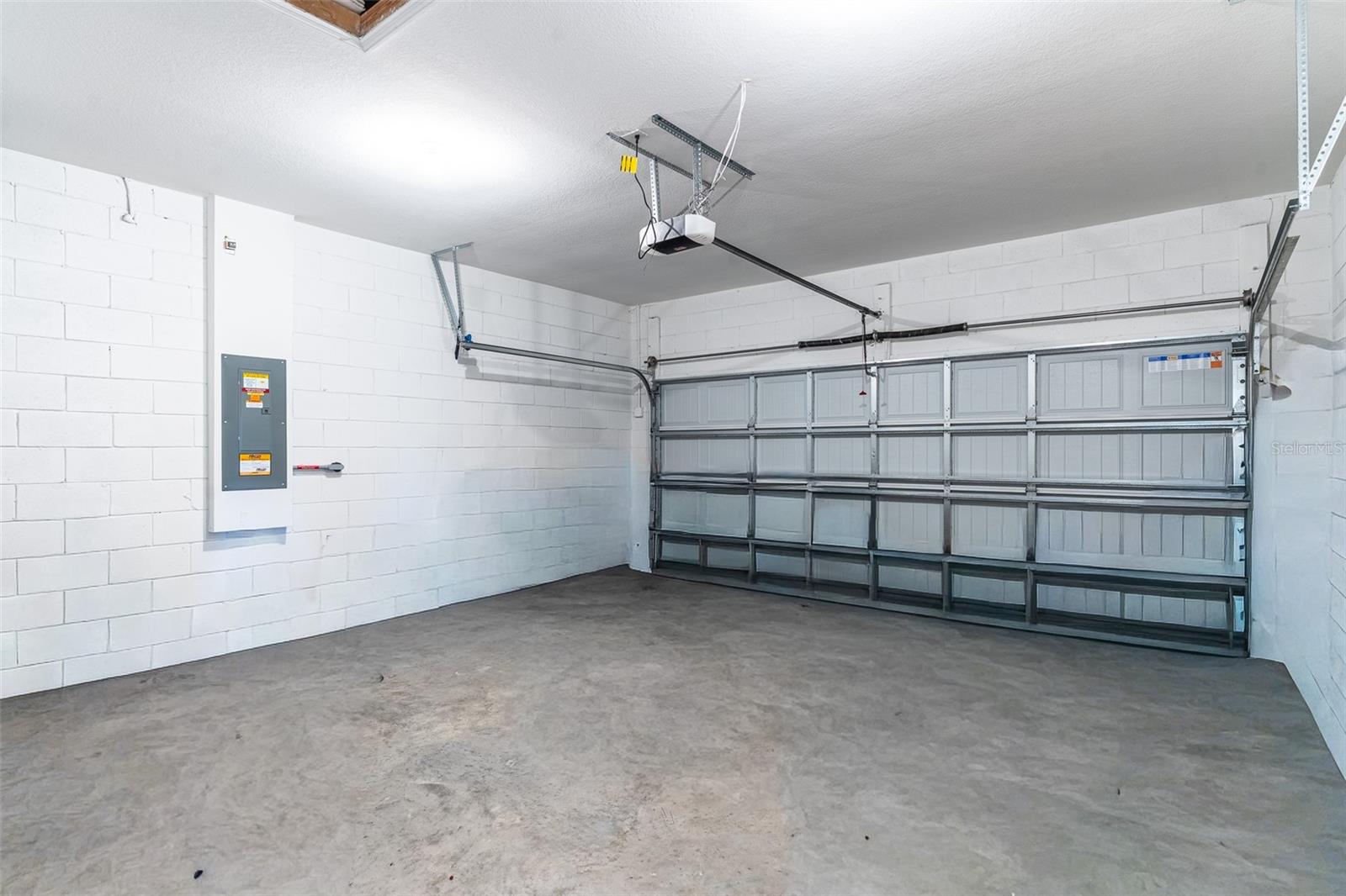 436 HENNEPIN LOOP
