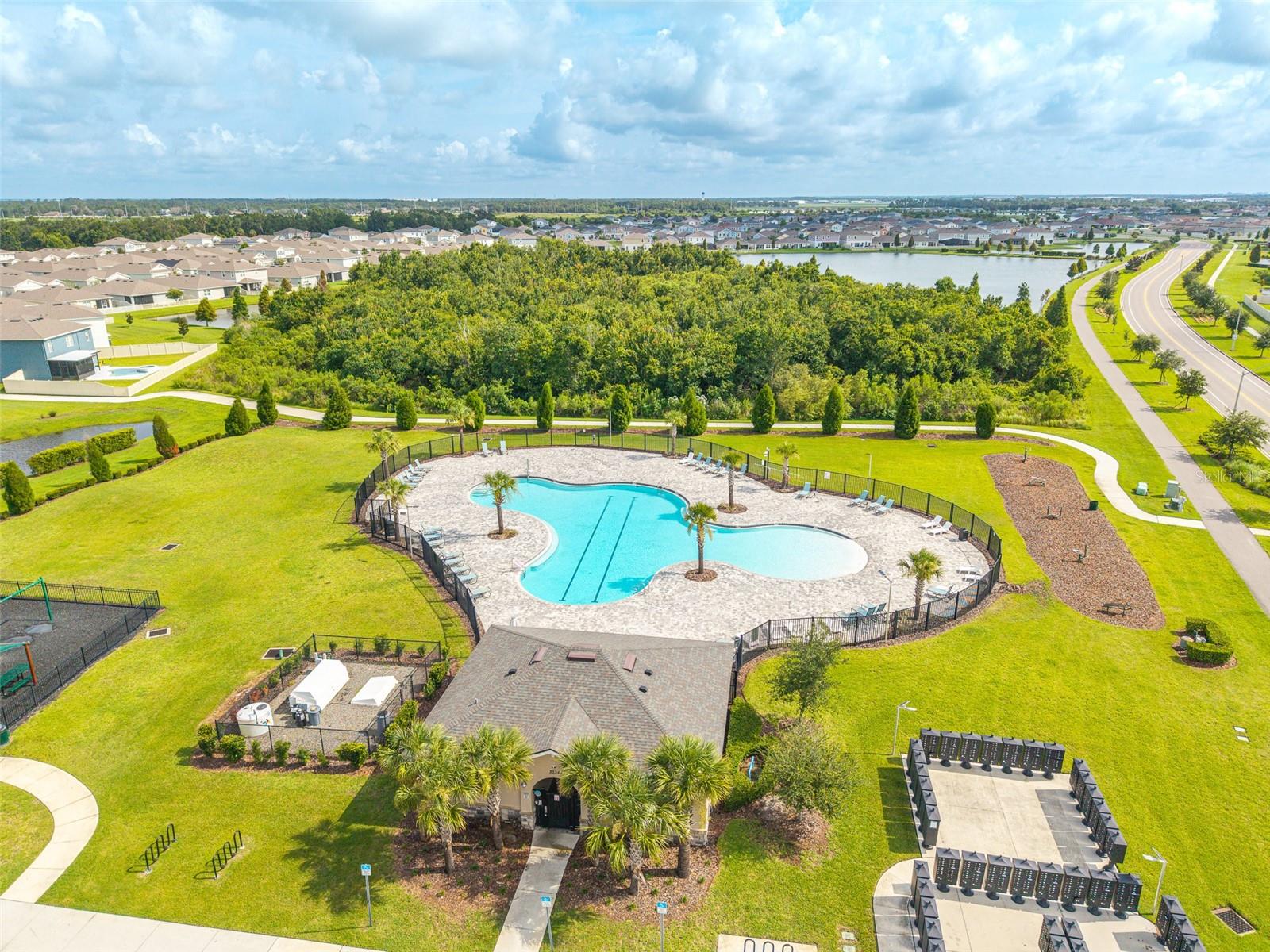 5508 ARLINGTON RIVER DR