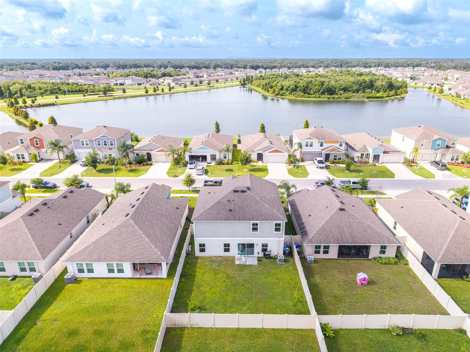 5508 ARLINGTON RIVER DR