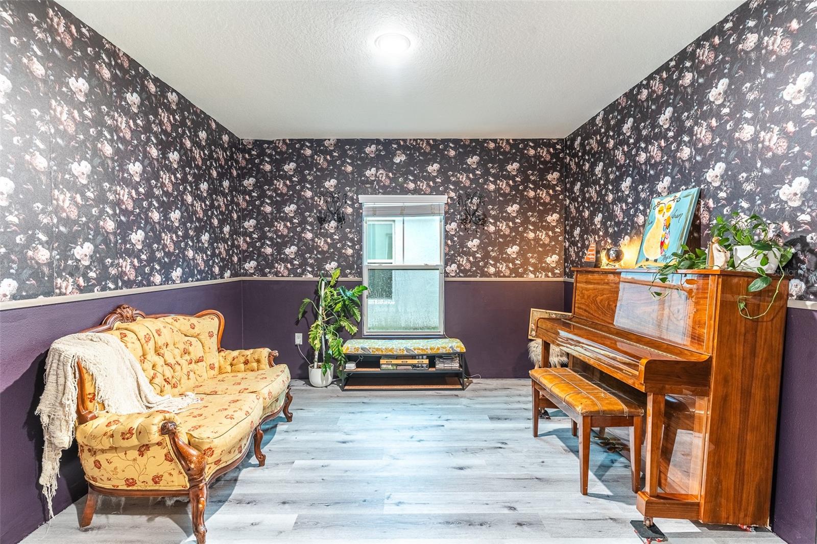 5508 ARLINGTON RIVER DR