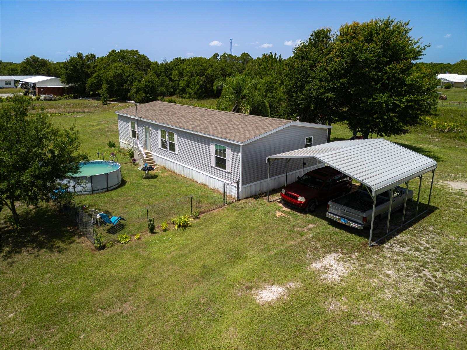 1833 E SUNNYSIDE DR