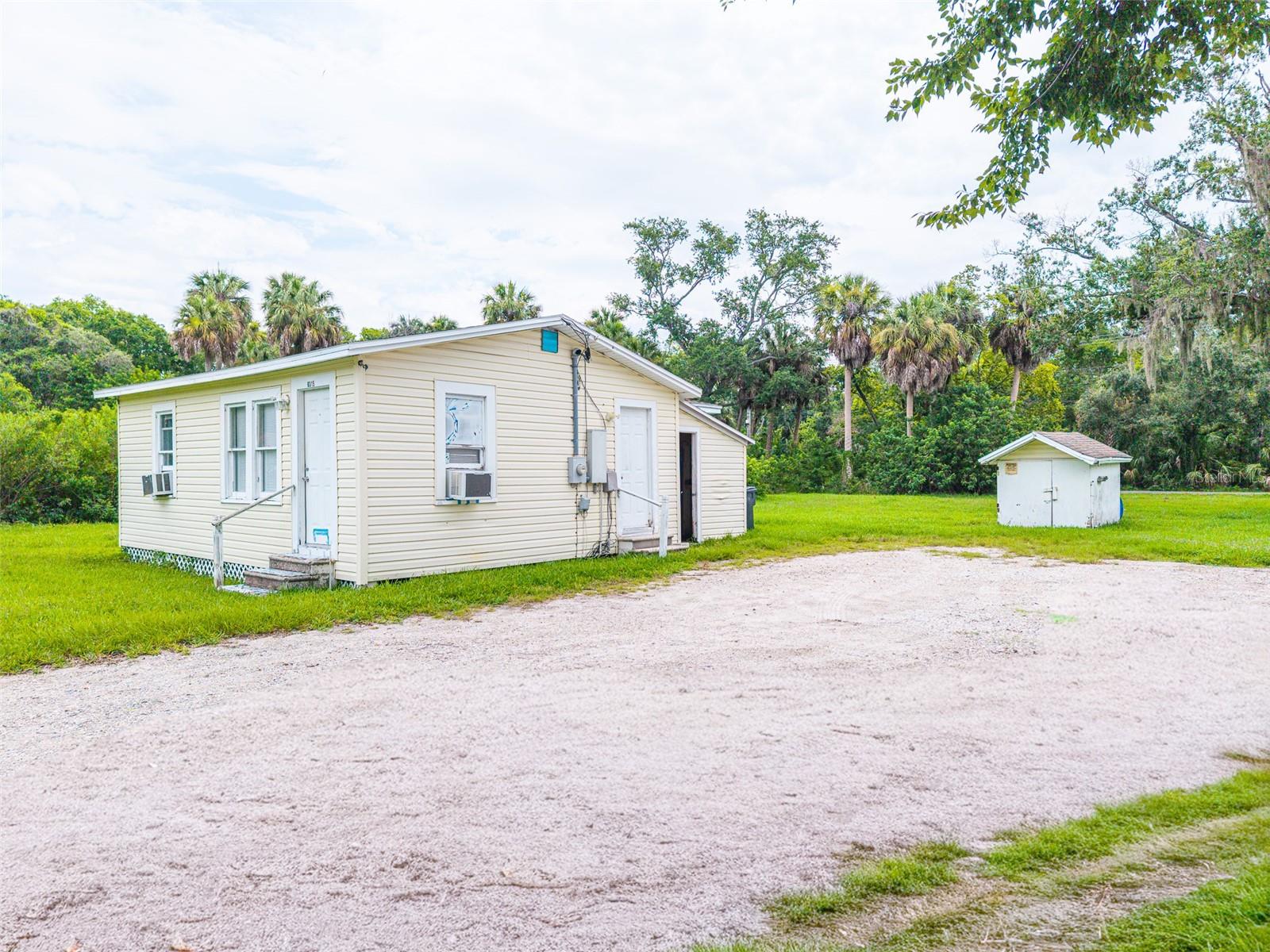 6315 RHONDA RD