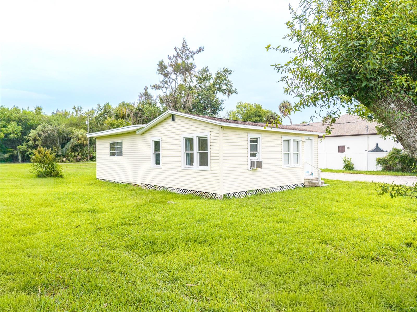 6315 RHONDA RD