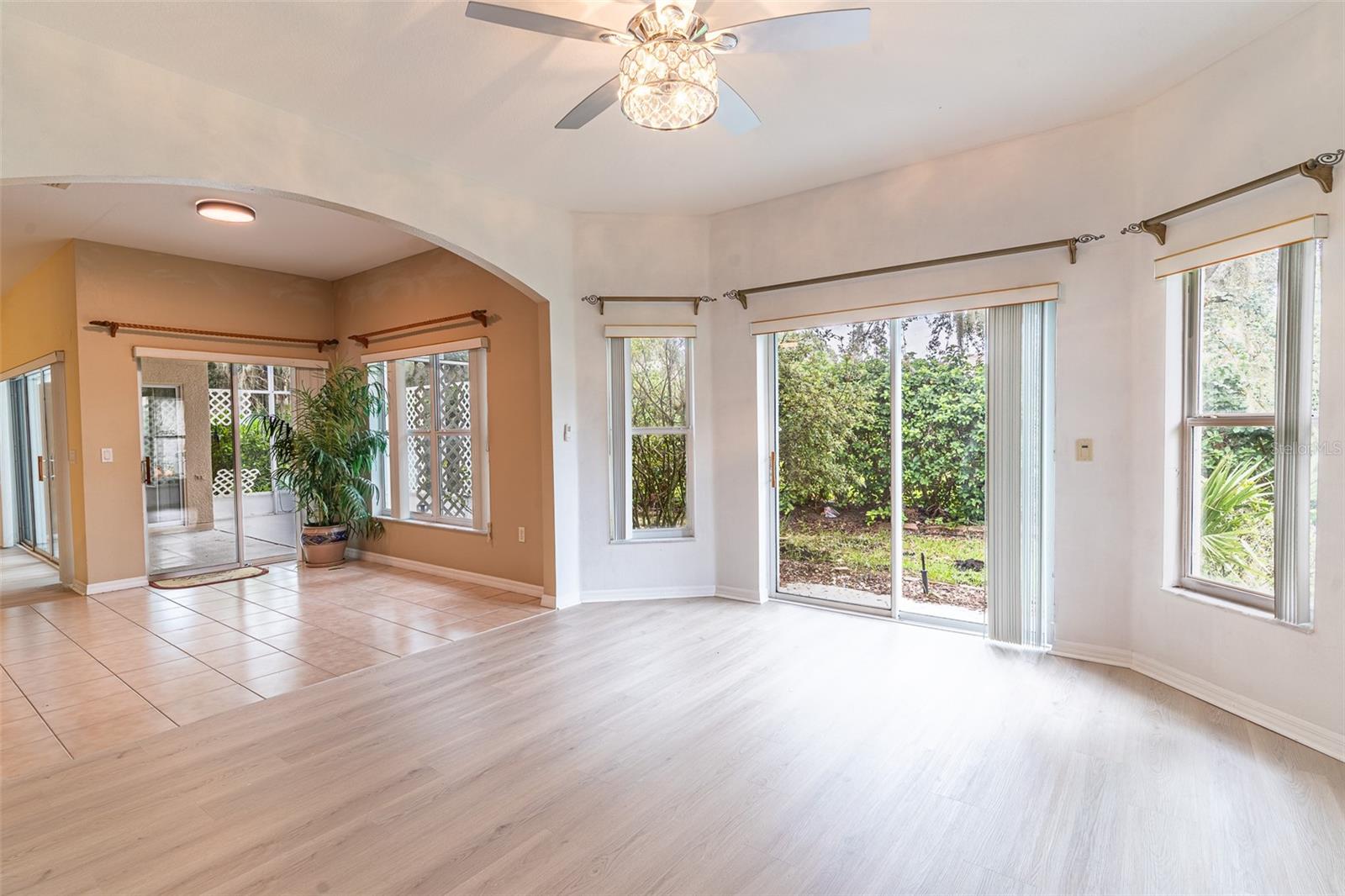 157 SAND PIPER DR