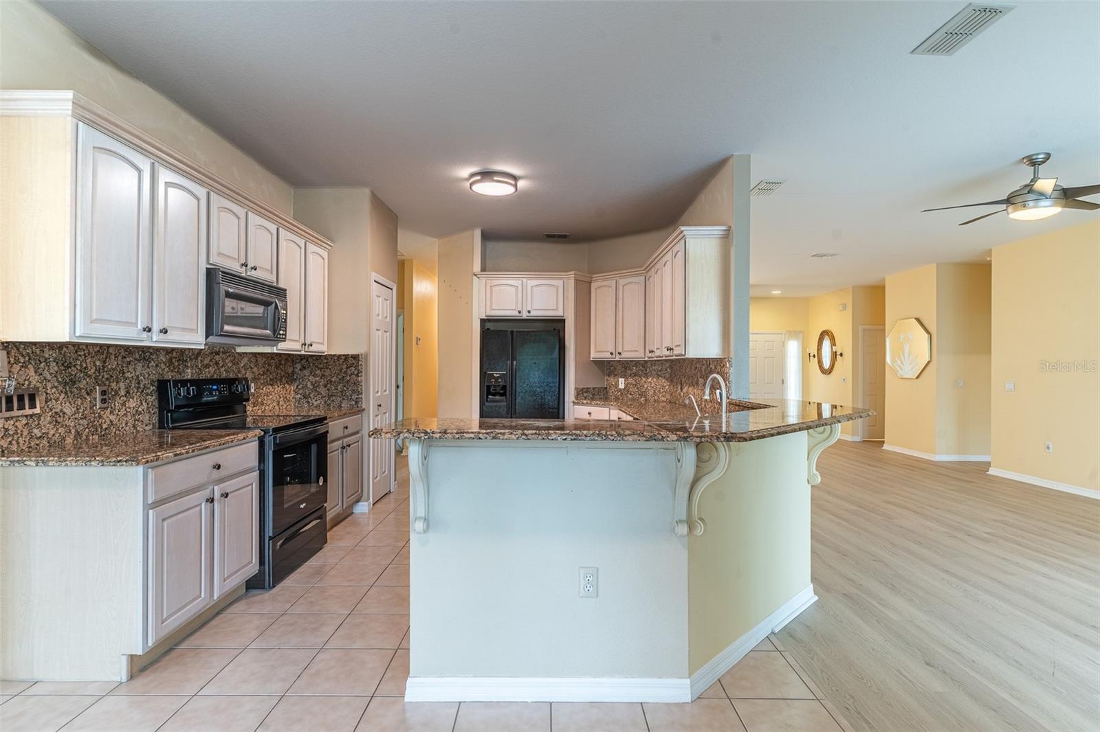 157 SAND PIPER DR