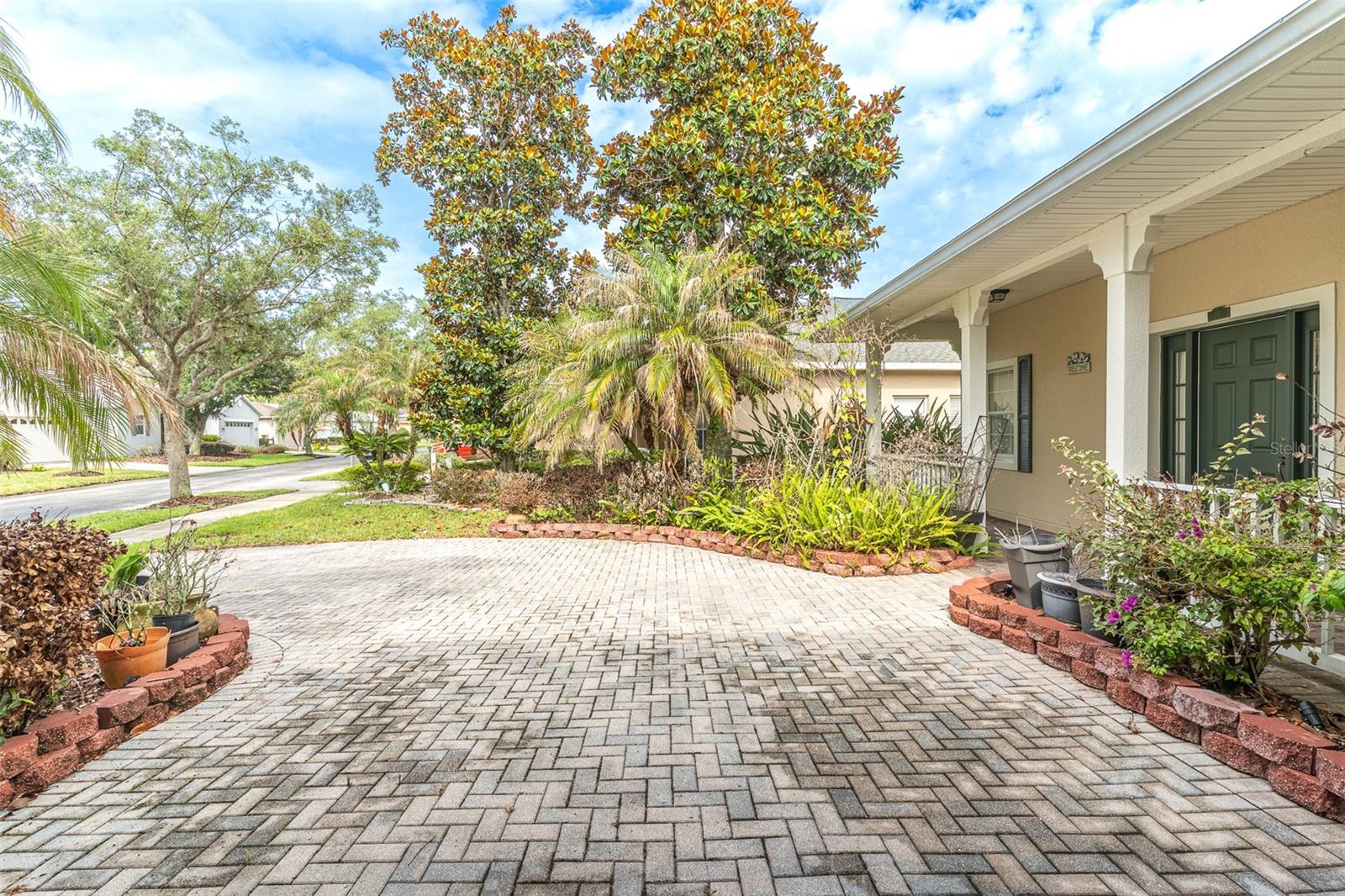 157 SAND PIPER DR