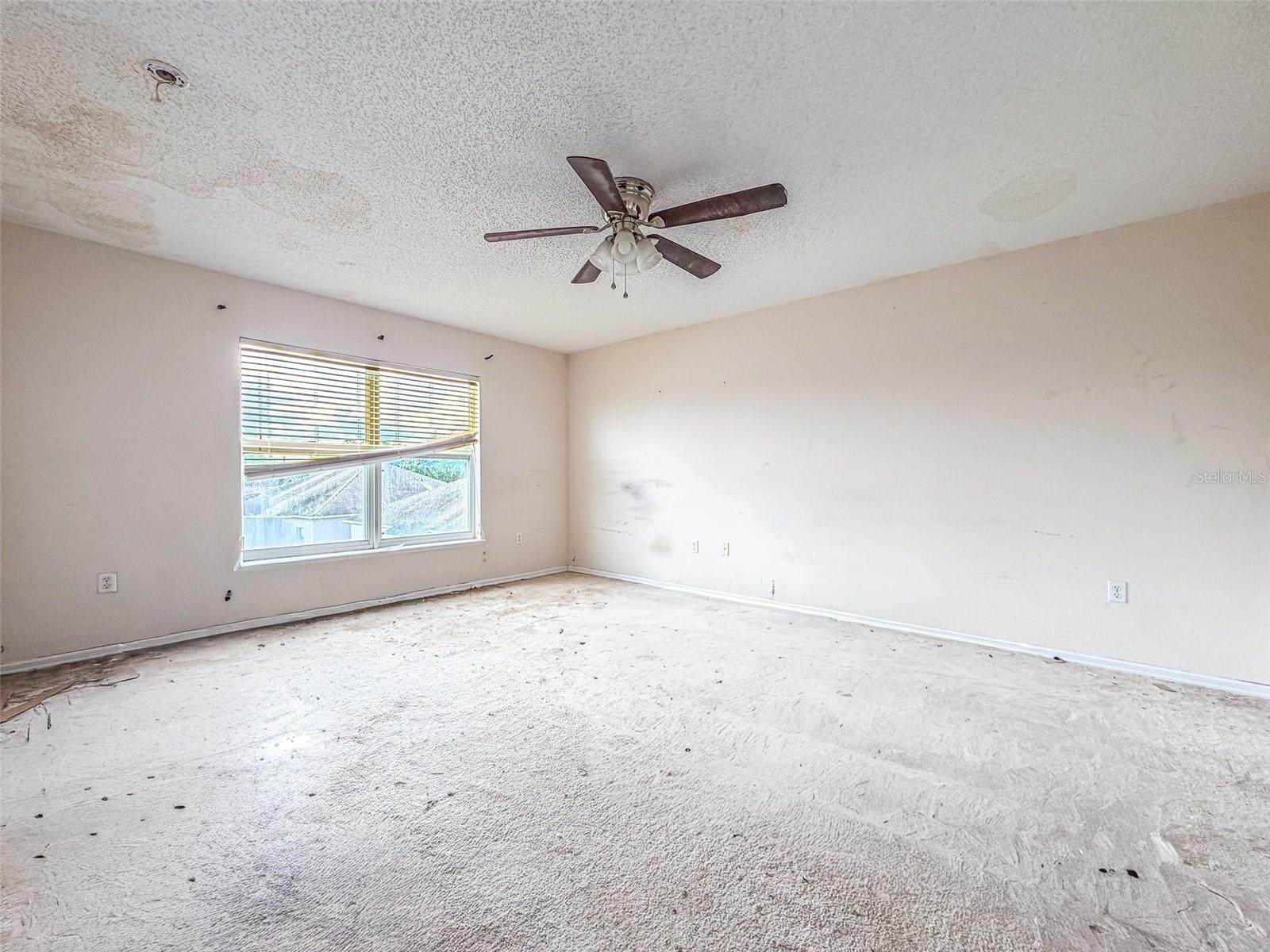 122 FLATFISH CT