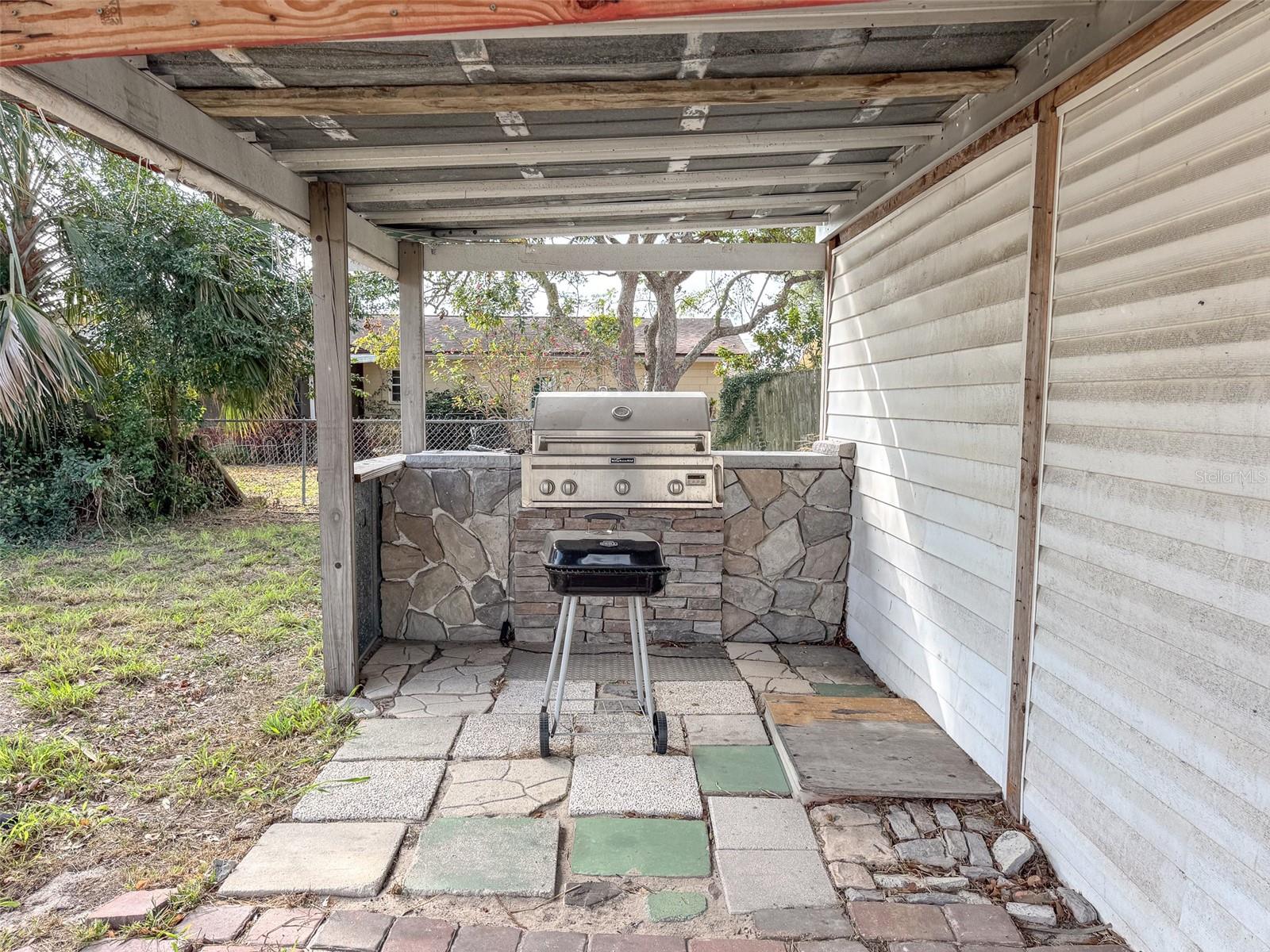 124 SHELLEY DR