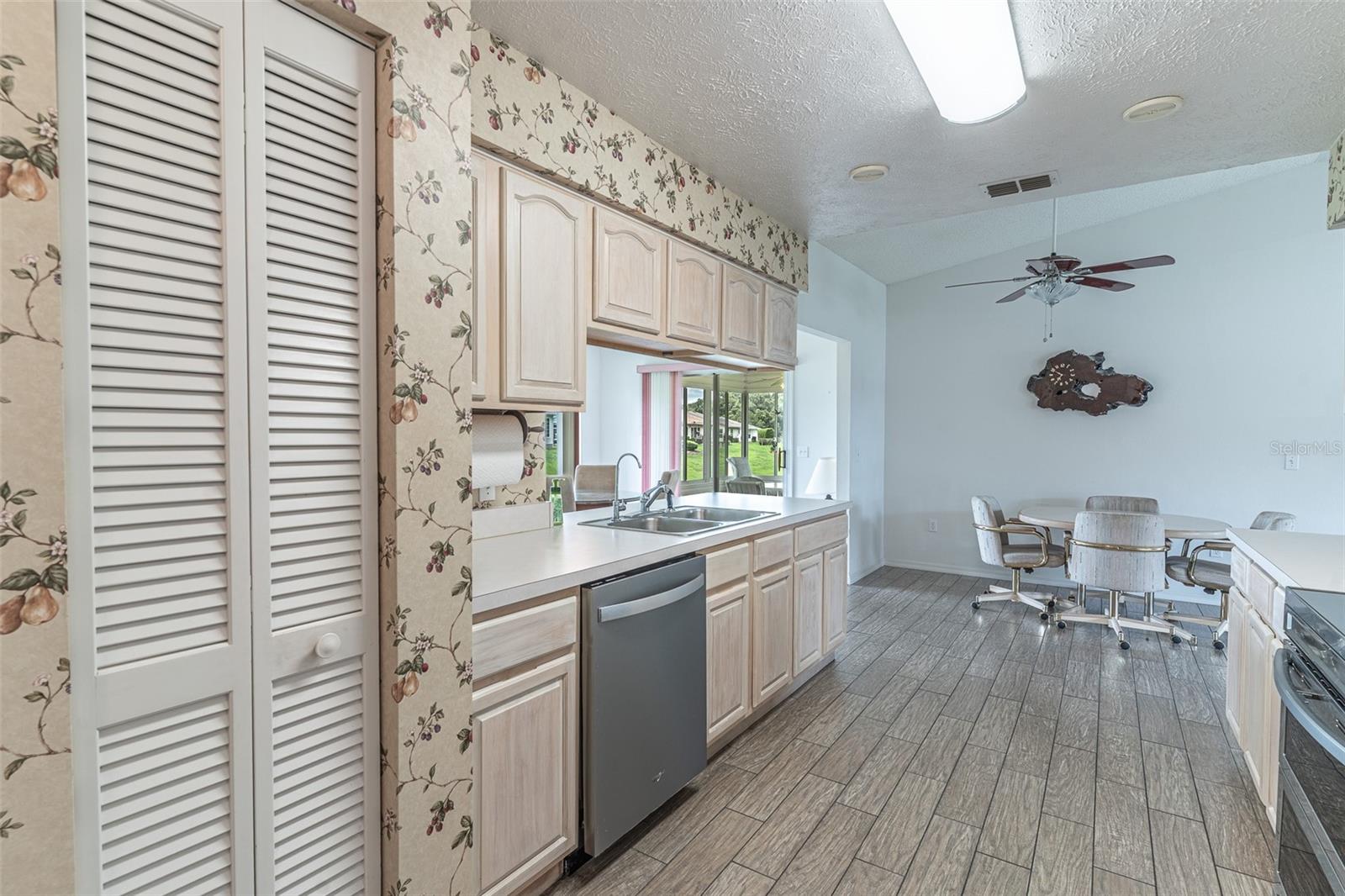 2260 GRAND CYPRESS DR