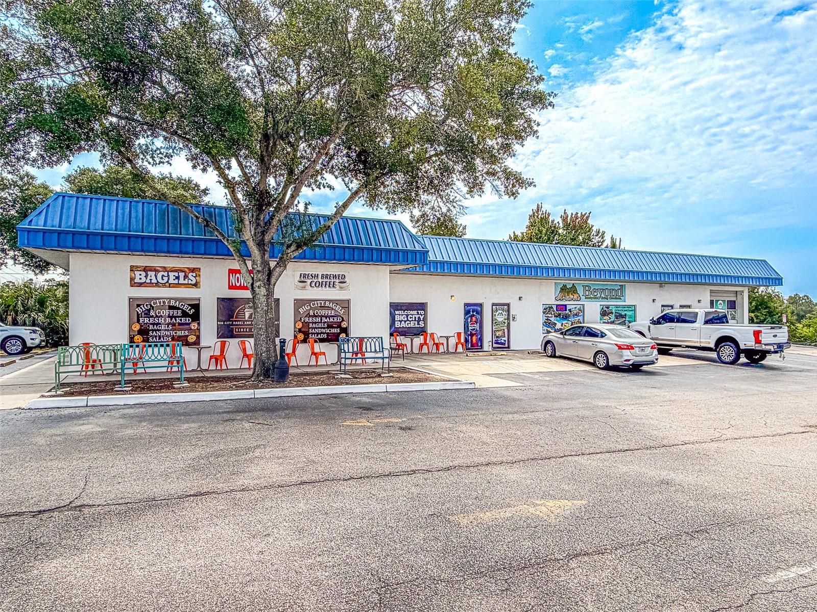 1108 COMMERCIAL WAY