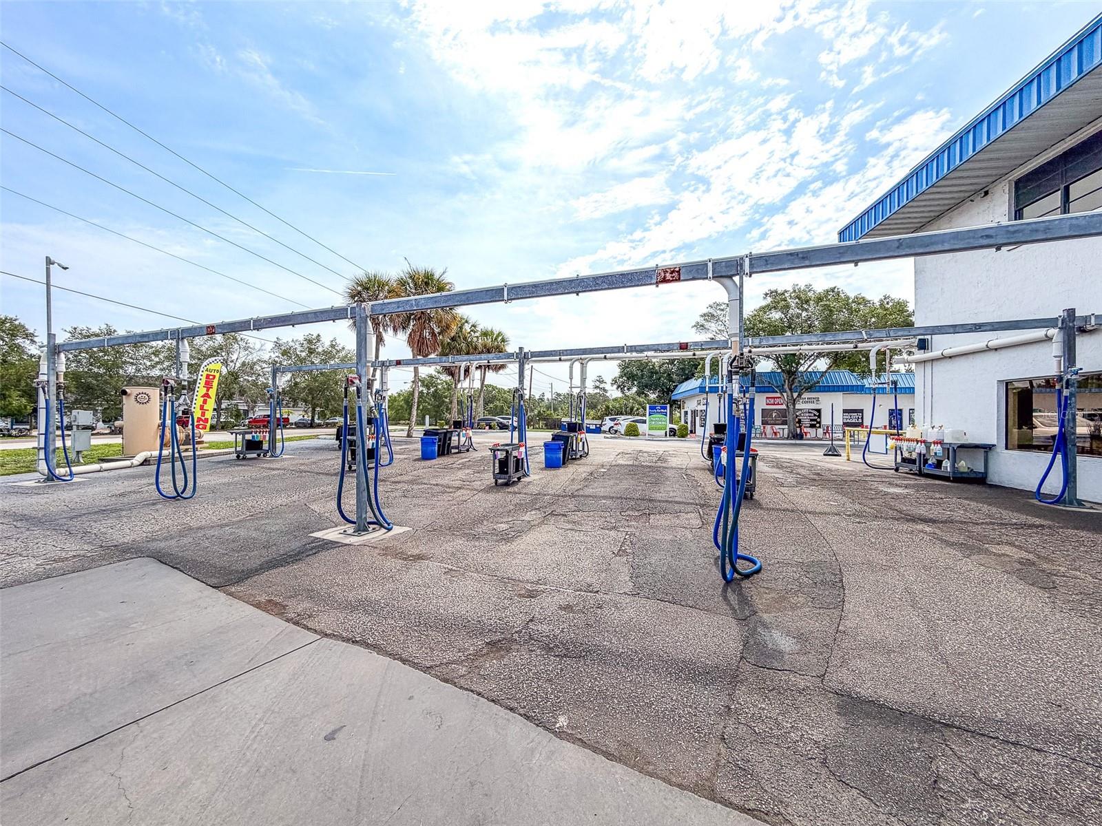1108 COMMERCIAL WAY