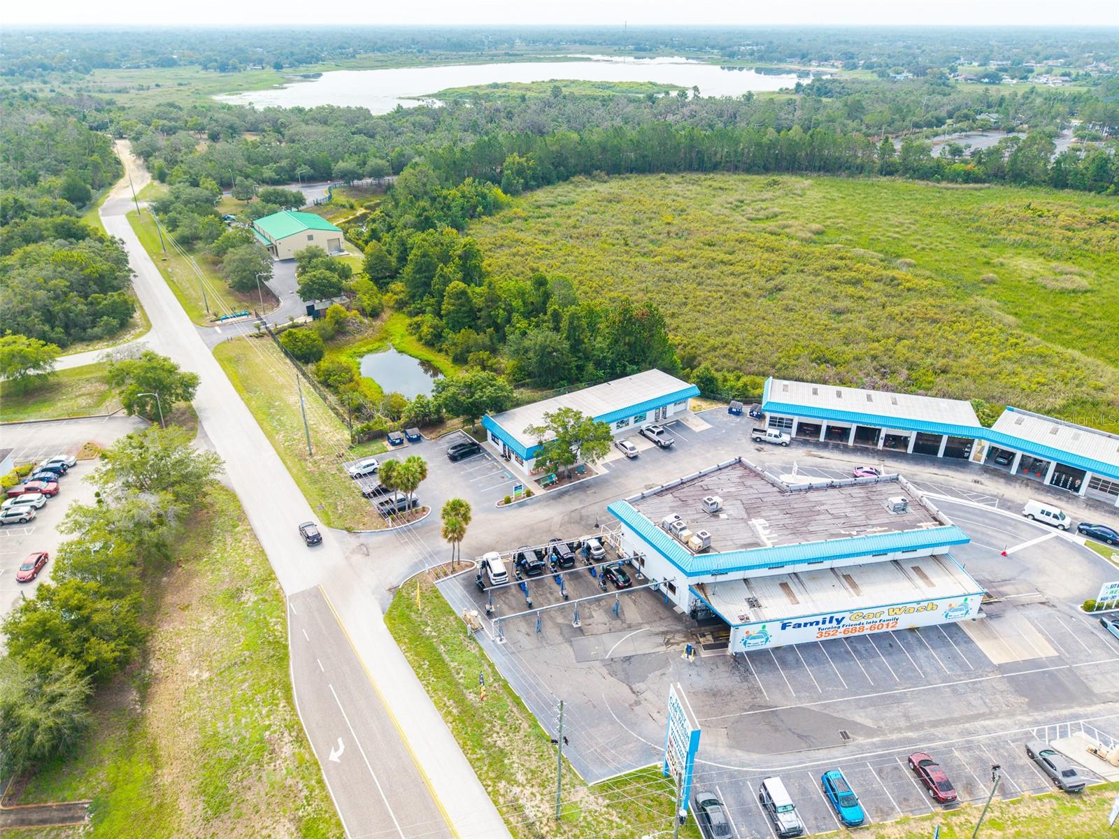 1108 COMMERCIAL WAY