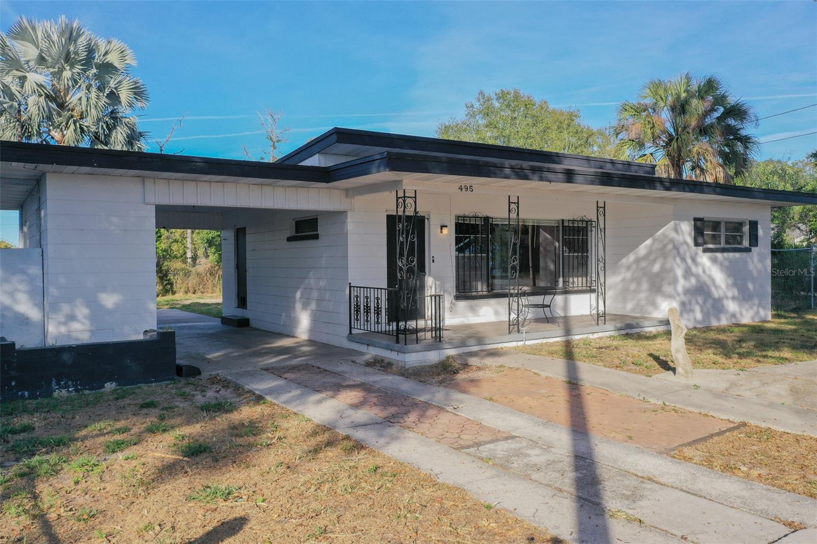 495 AVENUE F SE