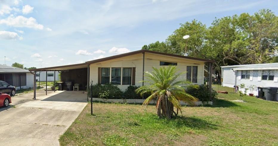 218 CALOOSA LAKE CIR N #110