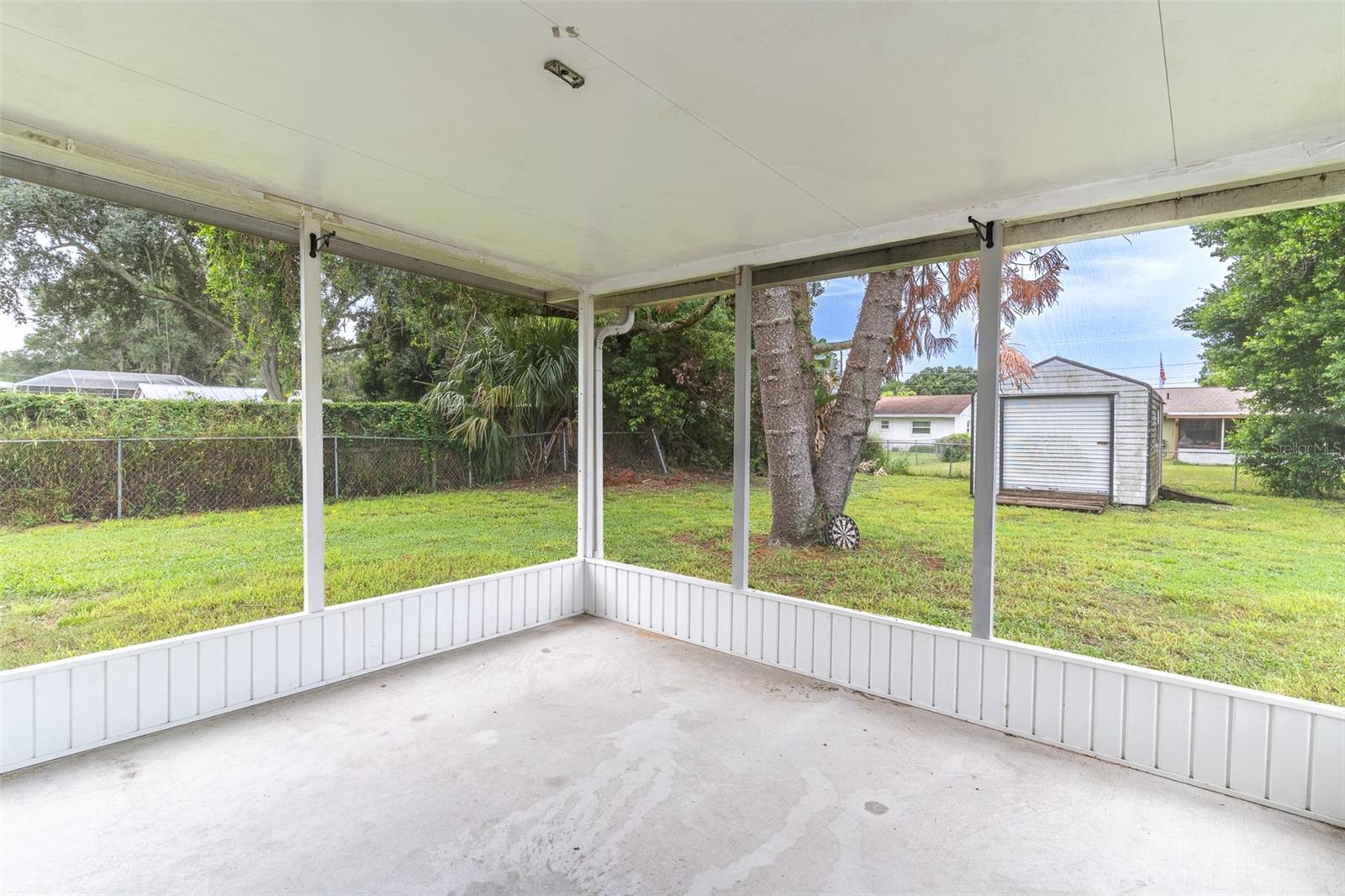 145 BEVERLY DR