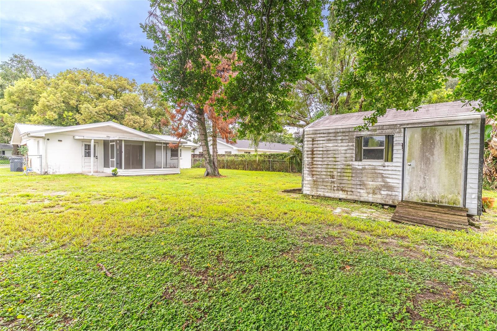 145 BEVERLY DR