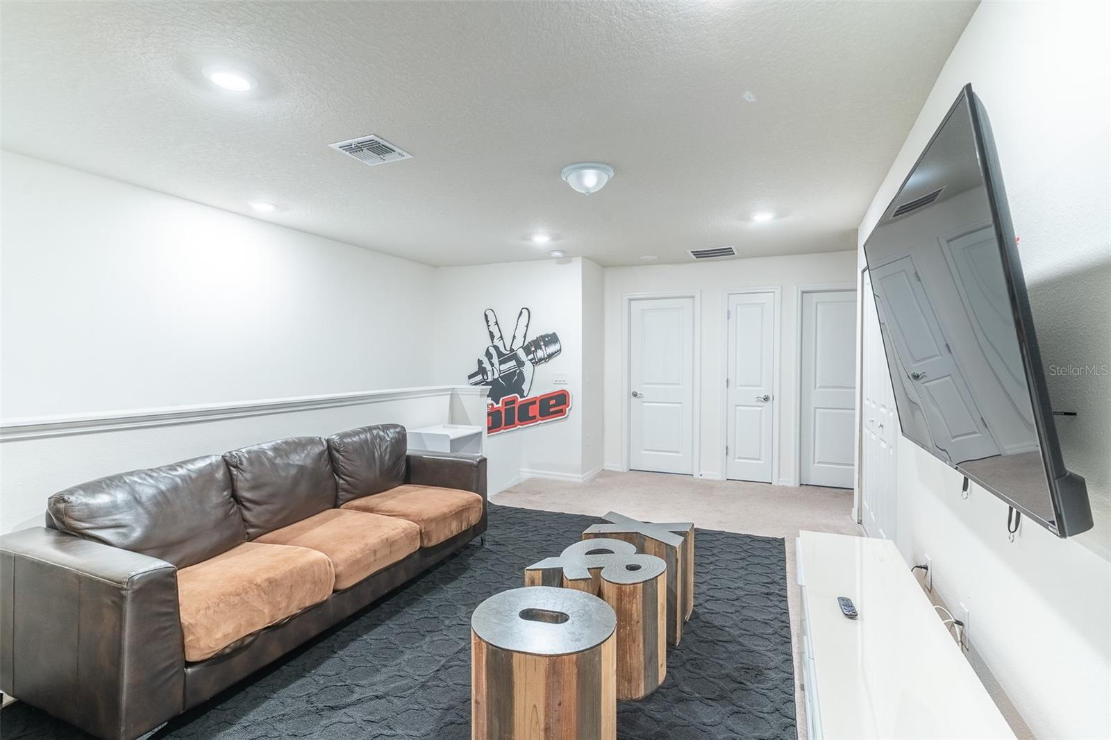3713 PACIFIC LN