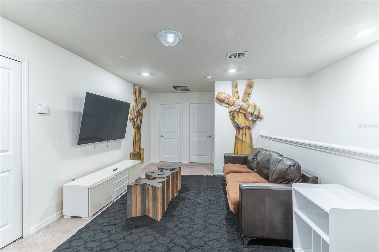 3713 PACIFIC LN