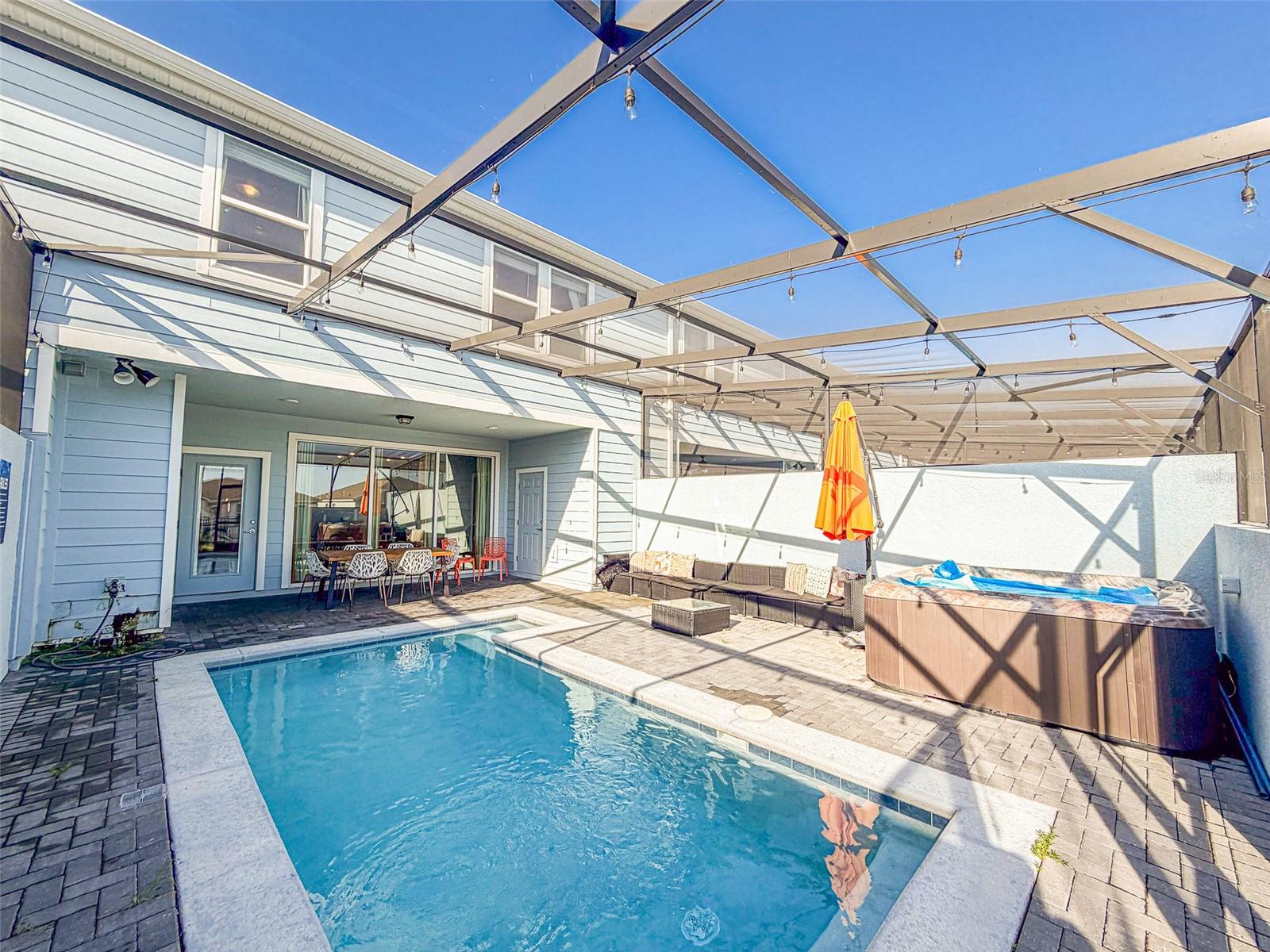 3713 PACIFIC LN
