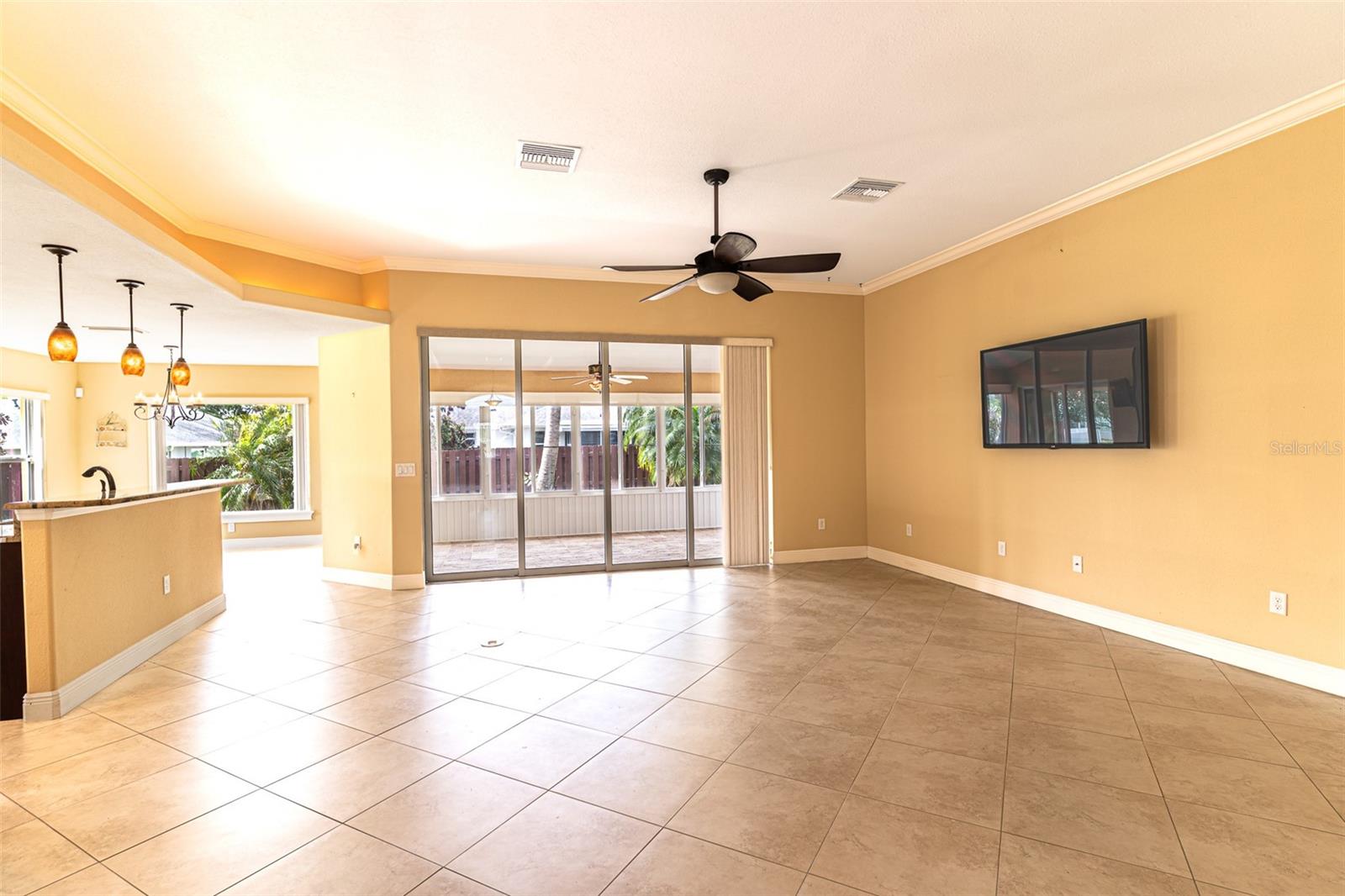 3715 SEBRING PKWY