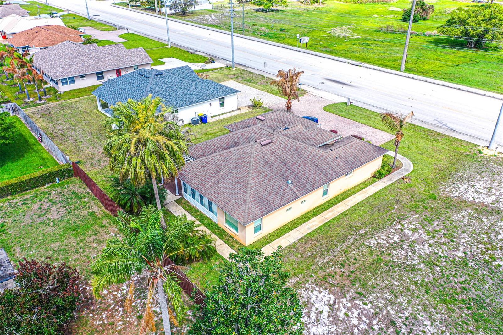 3715 SEBRING PKWY