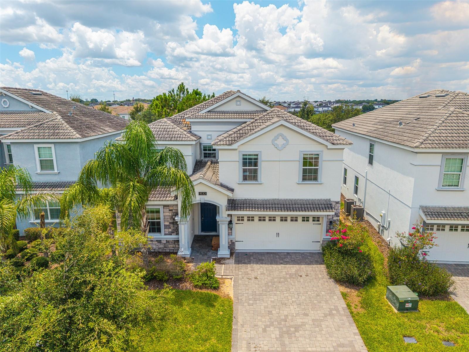 1532 MAIDSTONE CT
