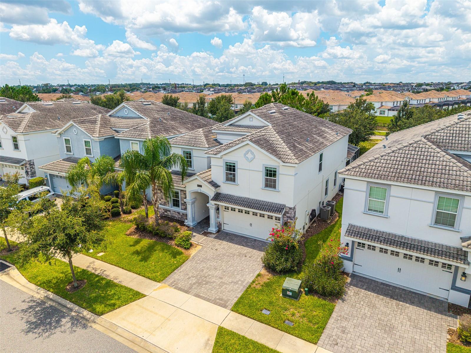1532 MAIDSTONE CT