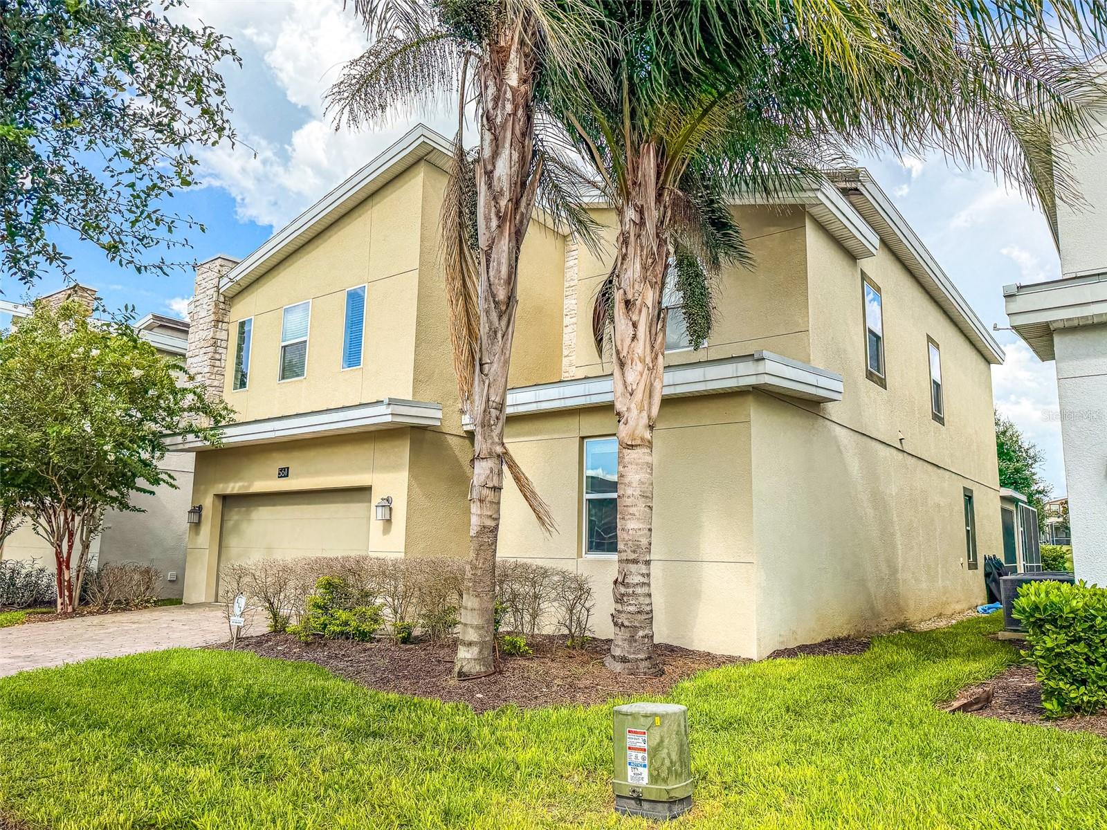 561 PEBBLE BEACH DR
