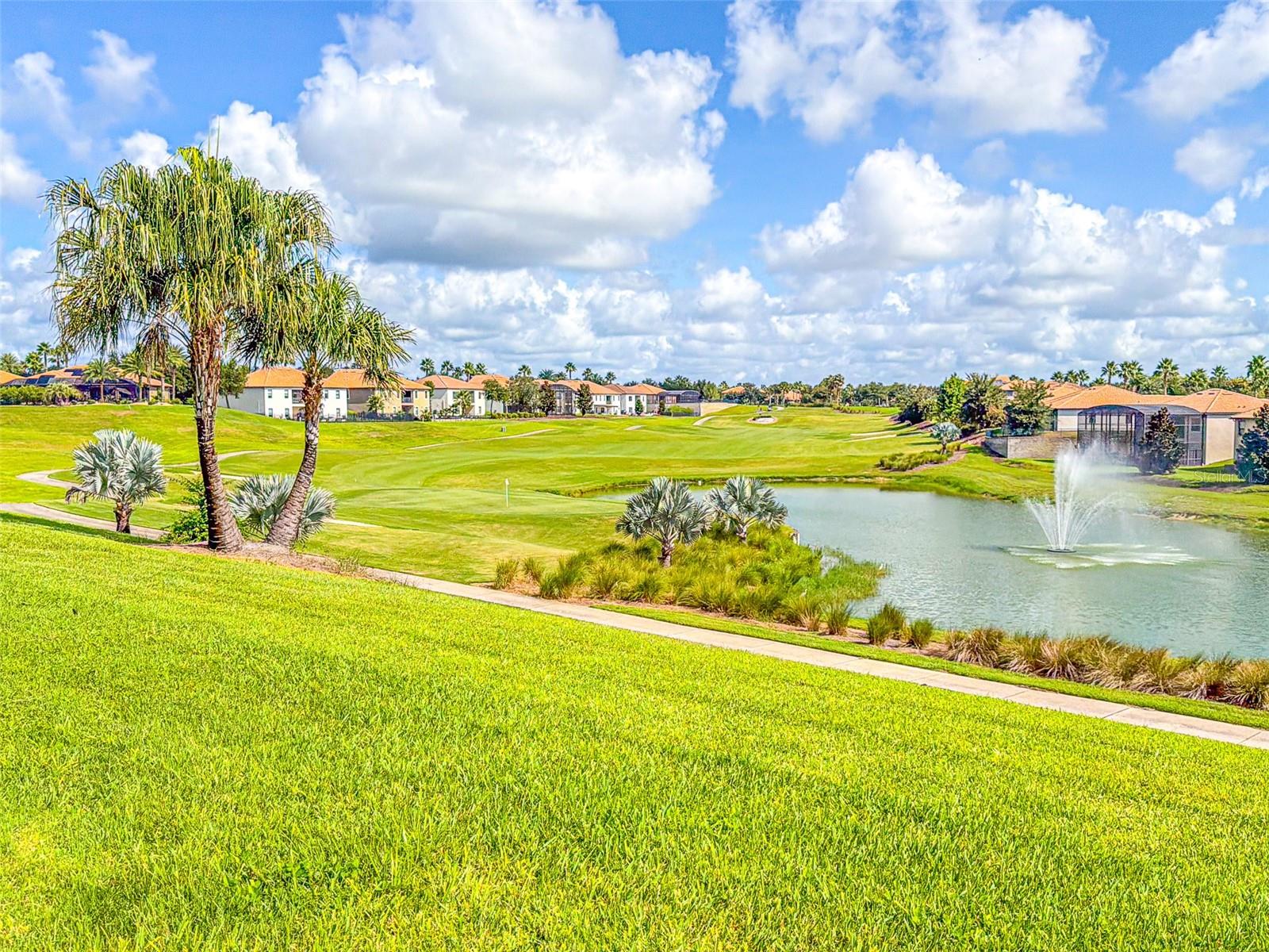 561 PEBBLE BEACH DR