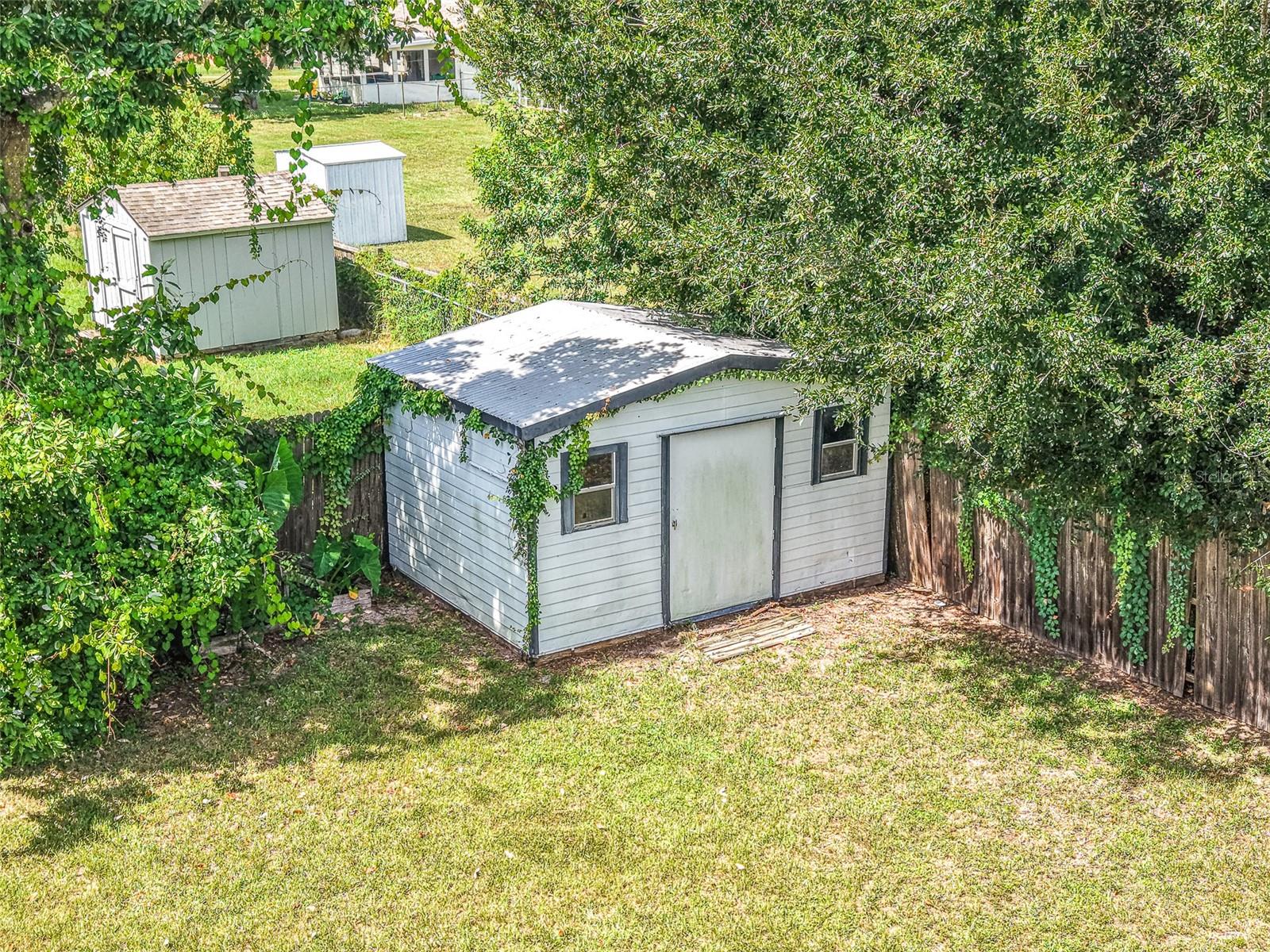 3510 LAKEVIEW DR
