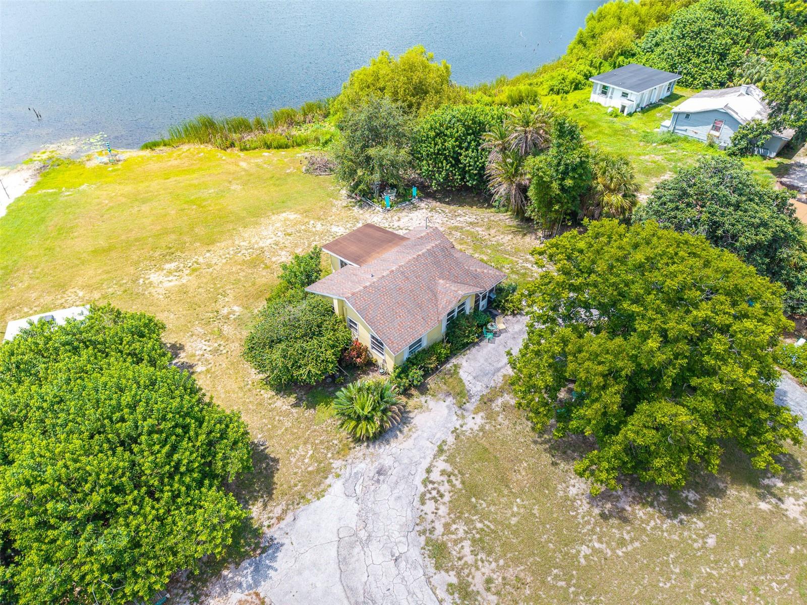 1120 S SCENIC HWY