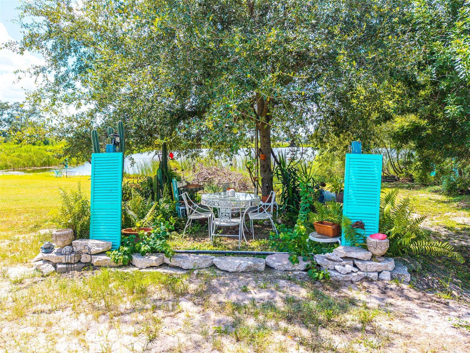 1120 S SCENIC HWY