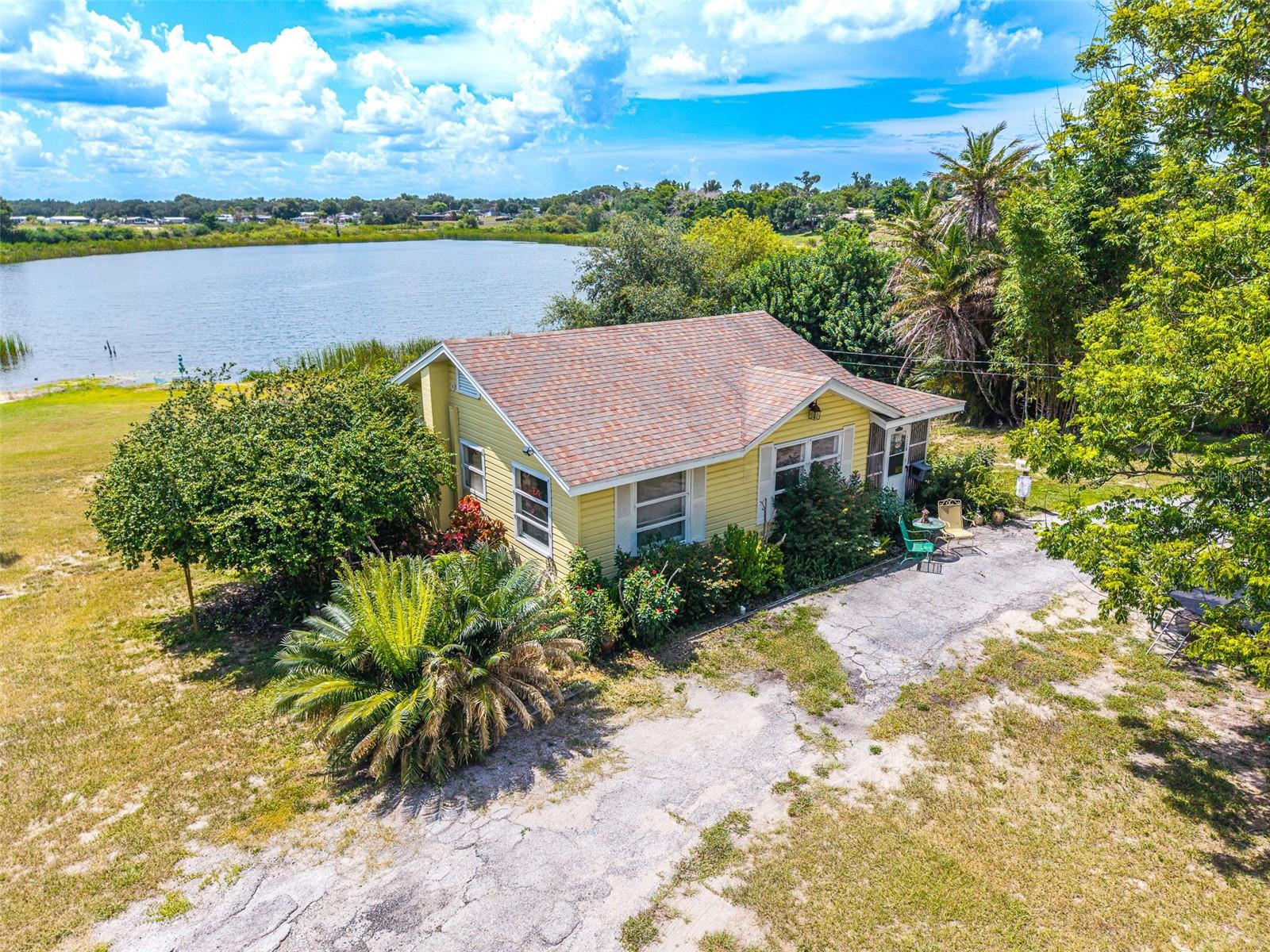 1120 S SCENIC HWY