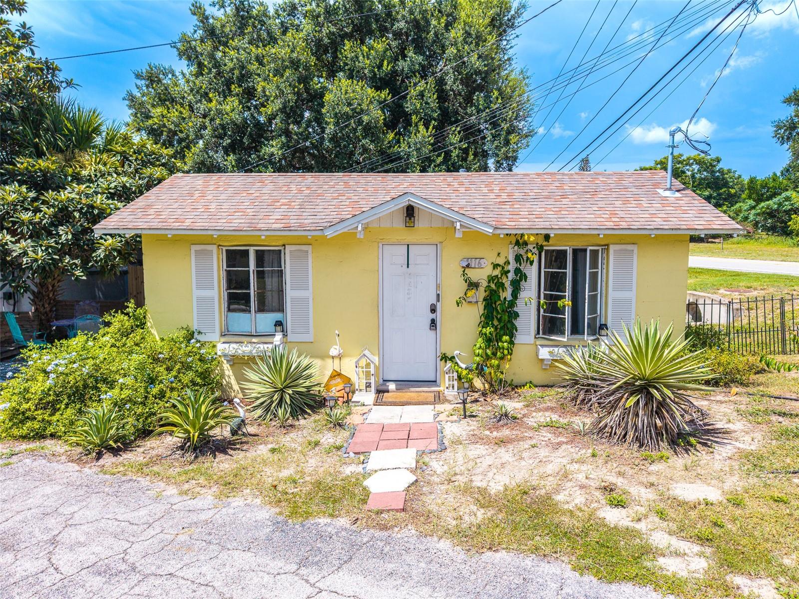 1120 S SCENIC HWY