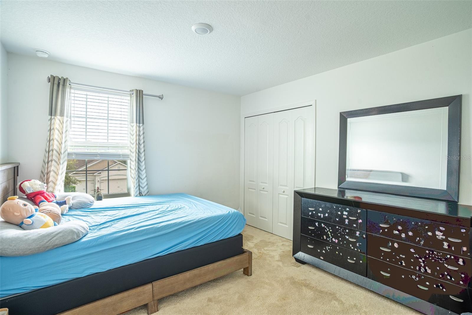 15107 ZENITH AVE