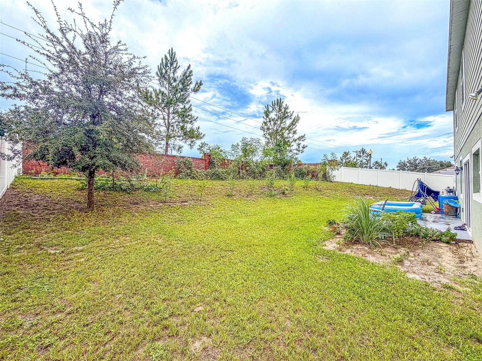 15107 ZENITH AVE