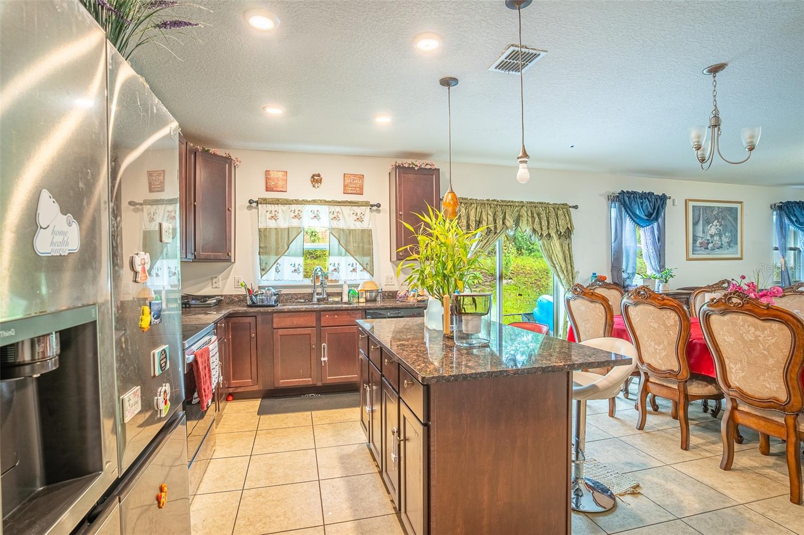 15107 ZENITH AVE