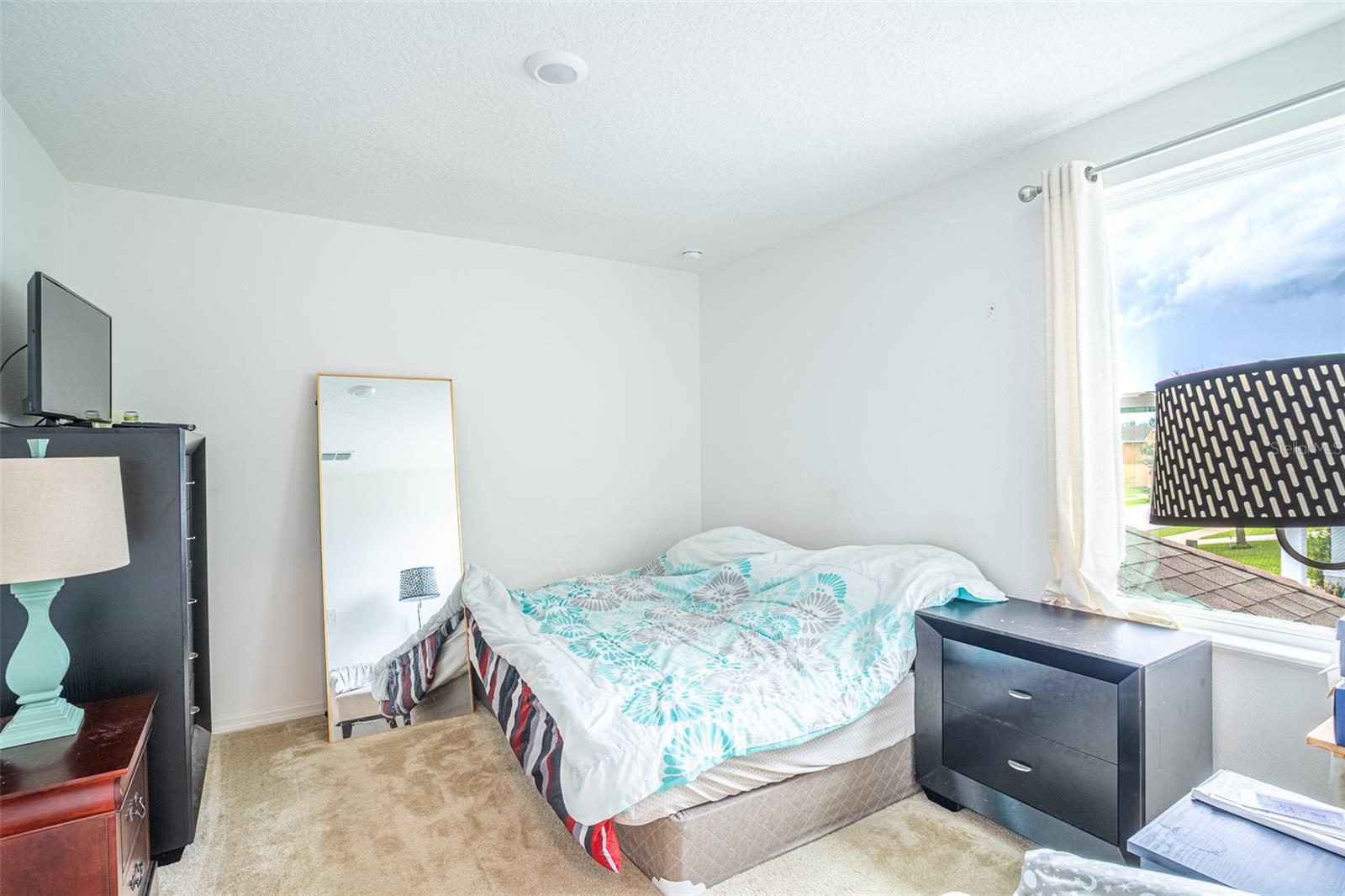 15107 ZENITH AVE