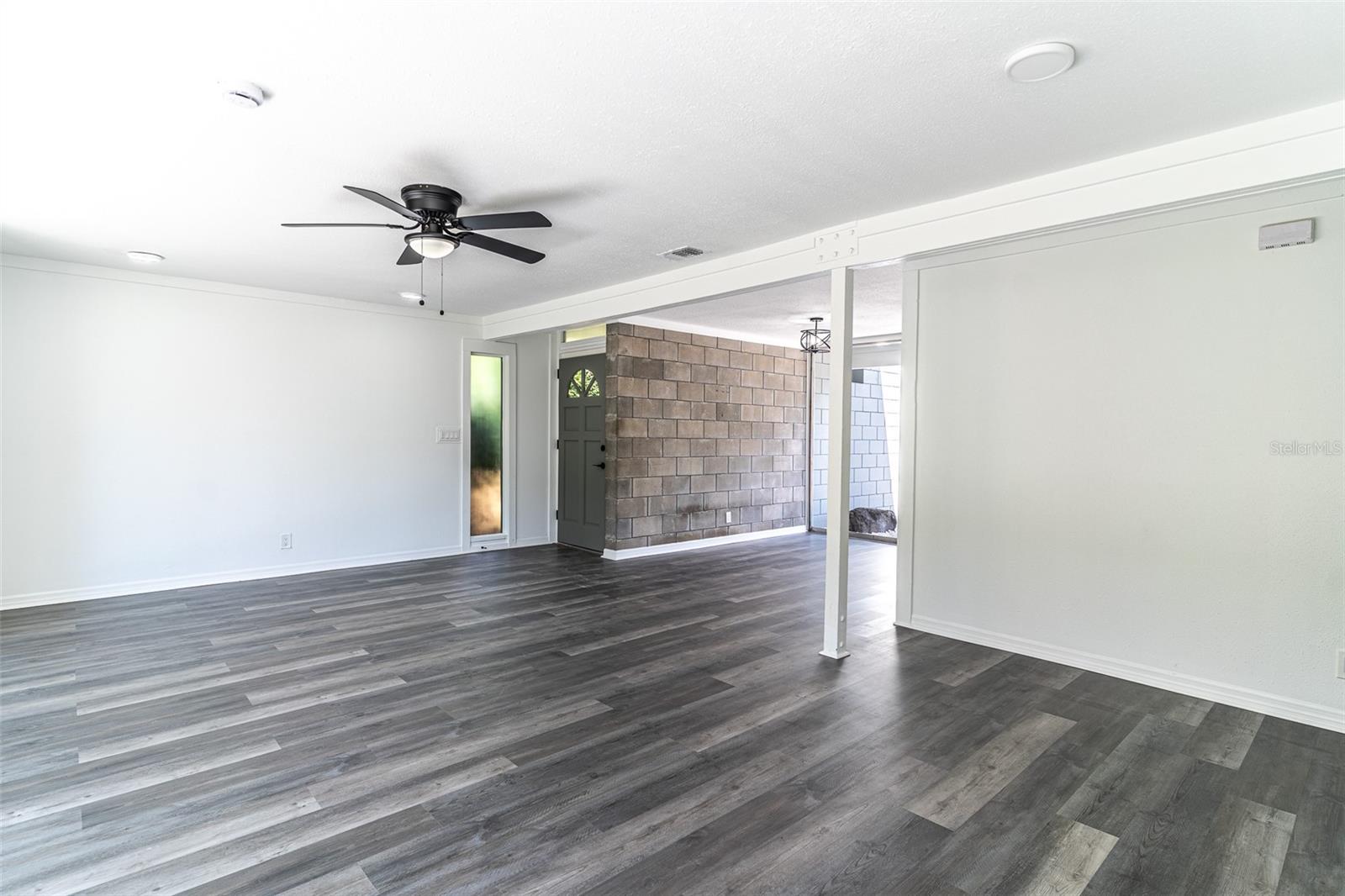 1558 DREXEL AVE NE