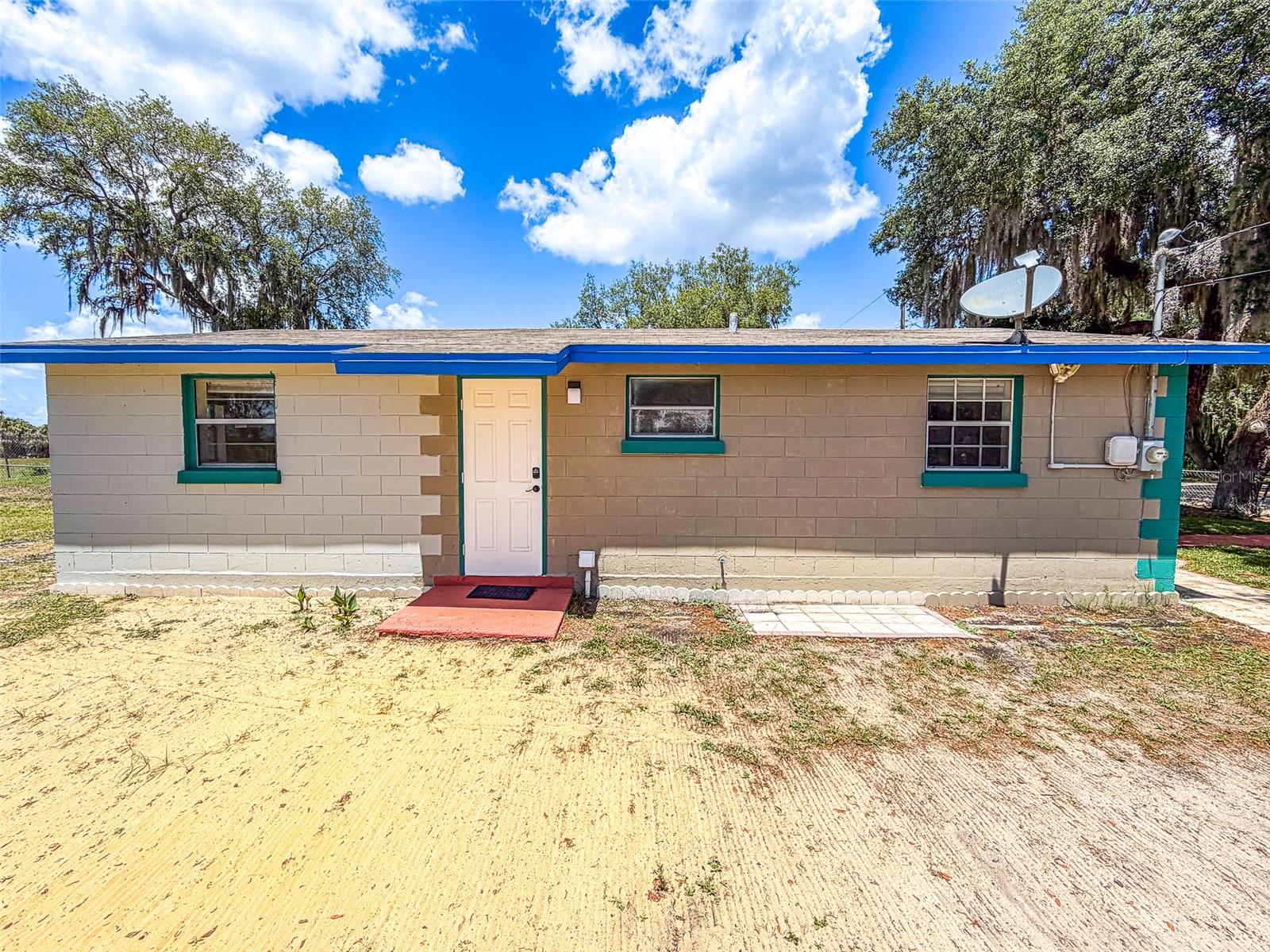 225 W NORTHSIDE DR