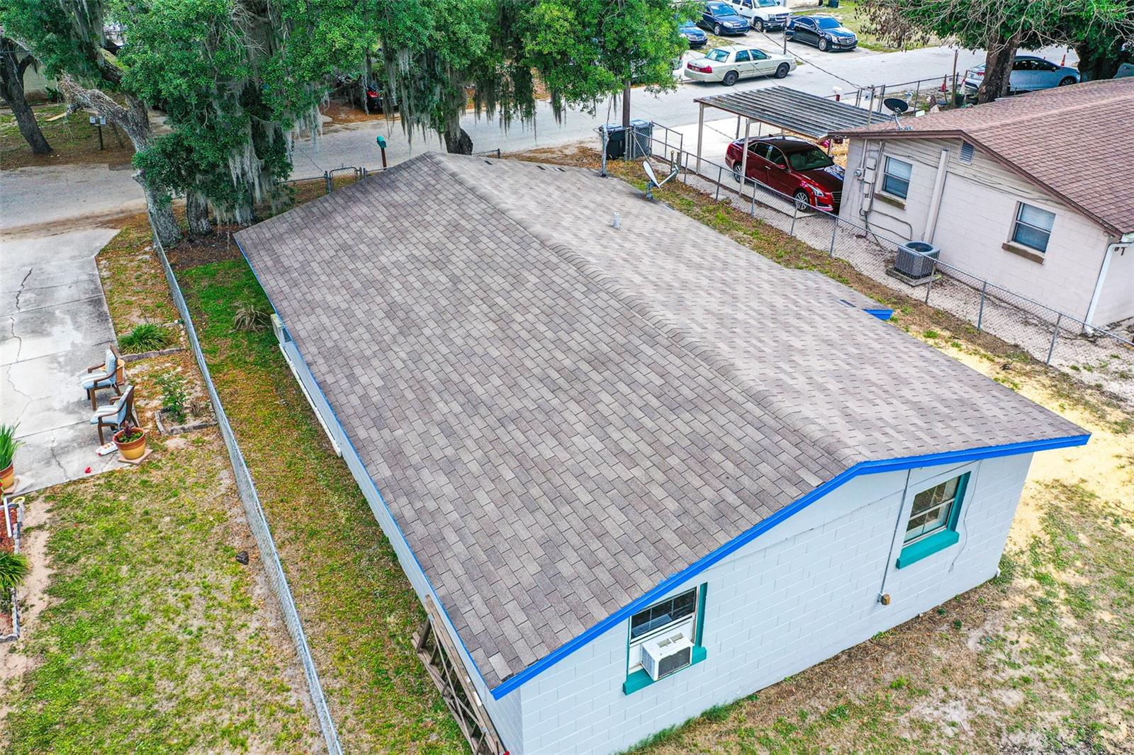 225 W NORTHSIDE DR
