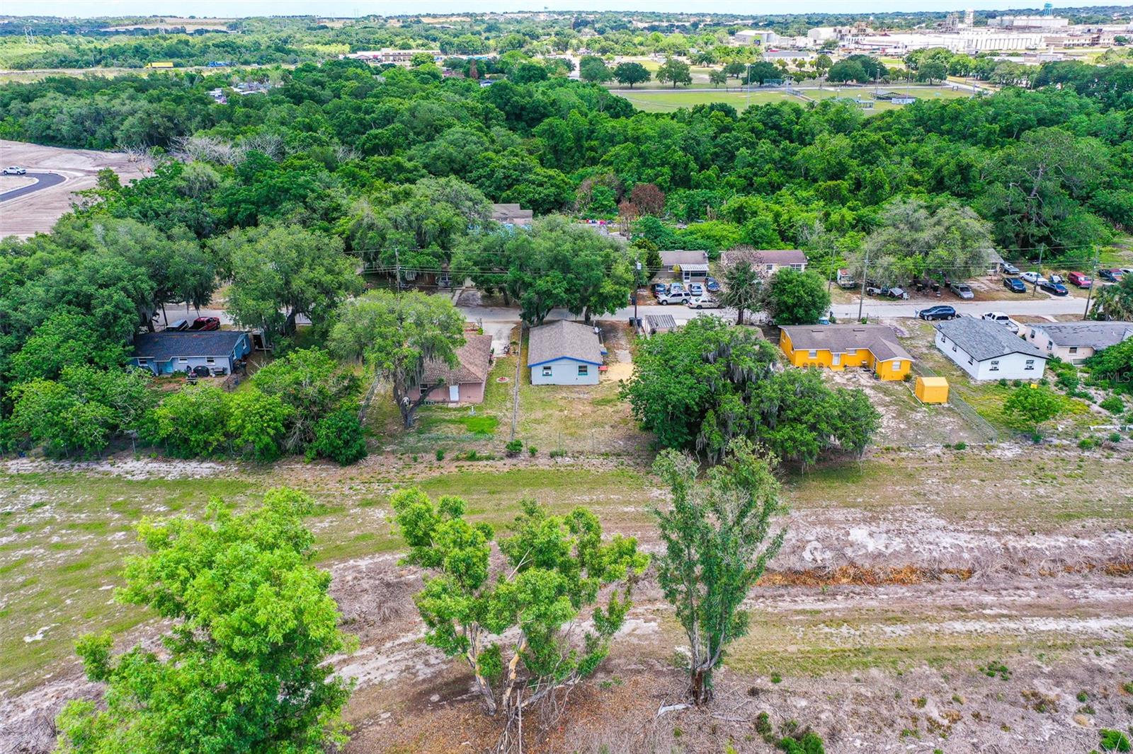 225 W NORTHSIDE DR