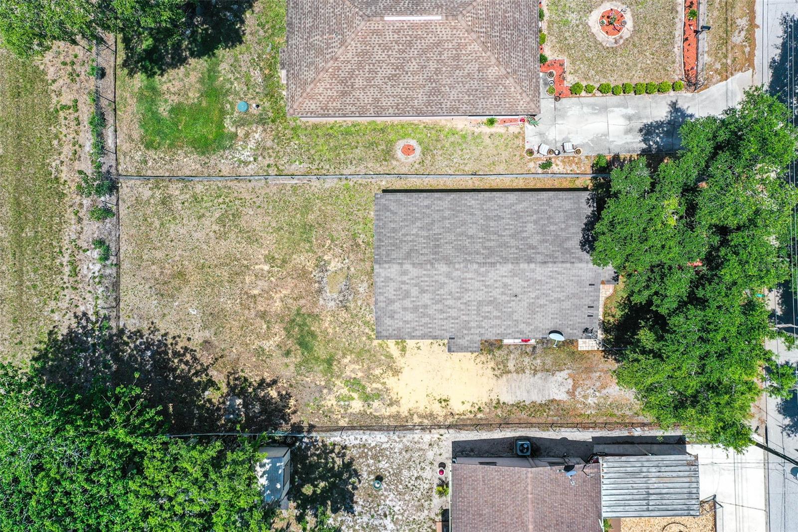 225 W NORTHSIDE DR