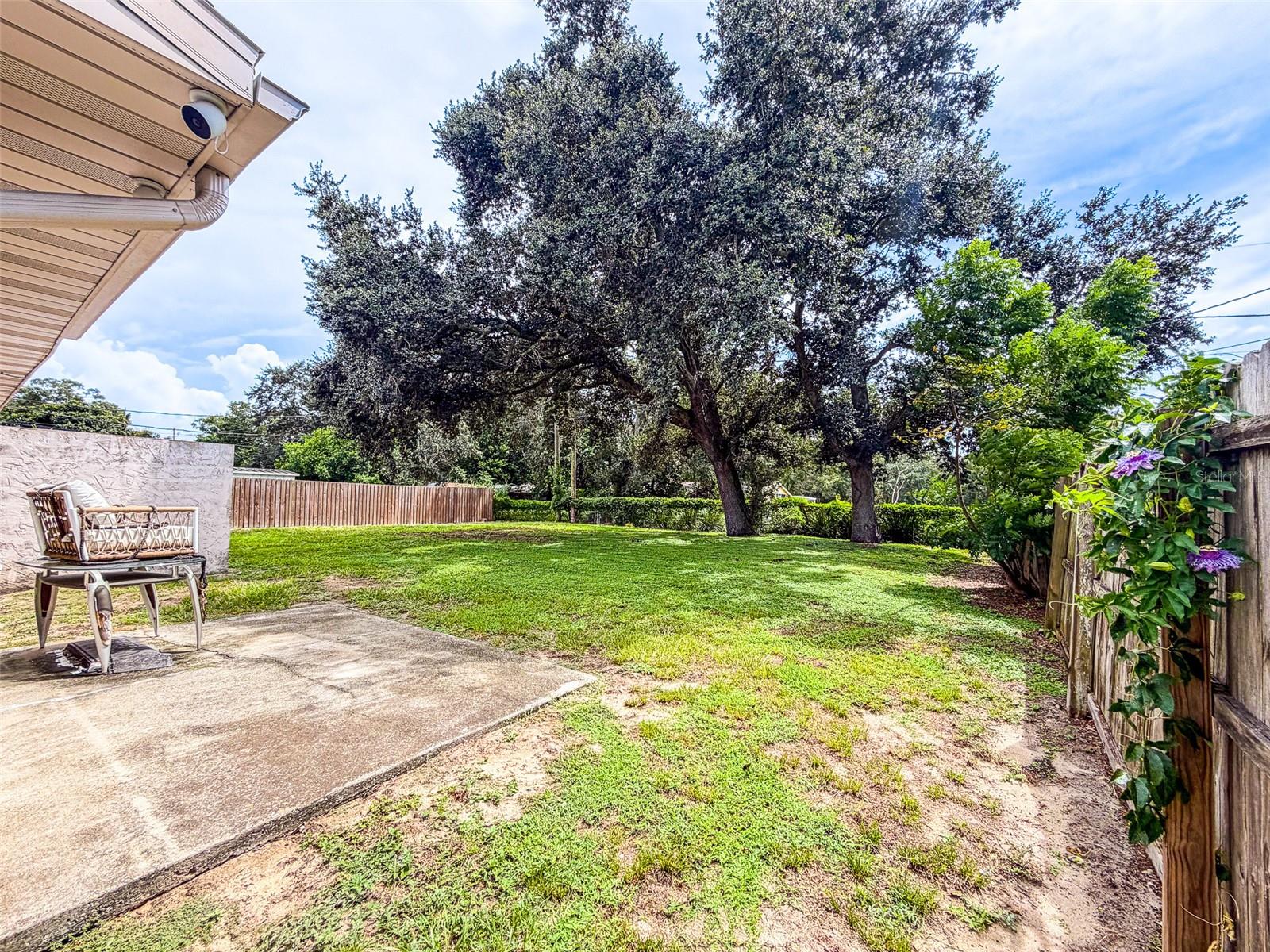 646 BEVERLY DR