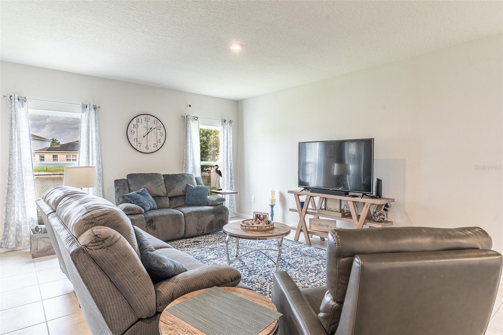 1331 HAINES DR